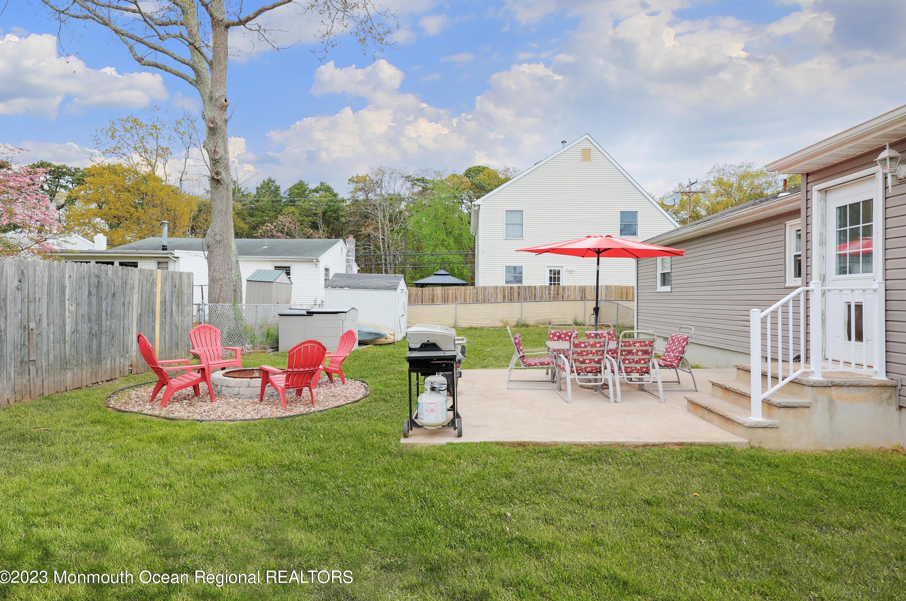 796 Tunney Point Dr, Toms River NJ  08753-4789 exterior