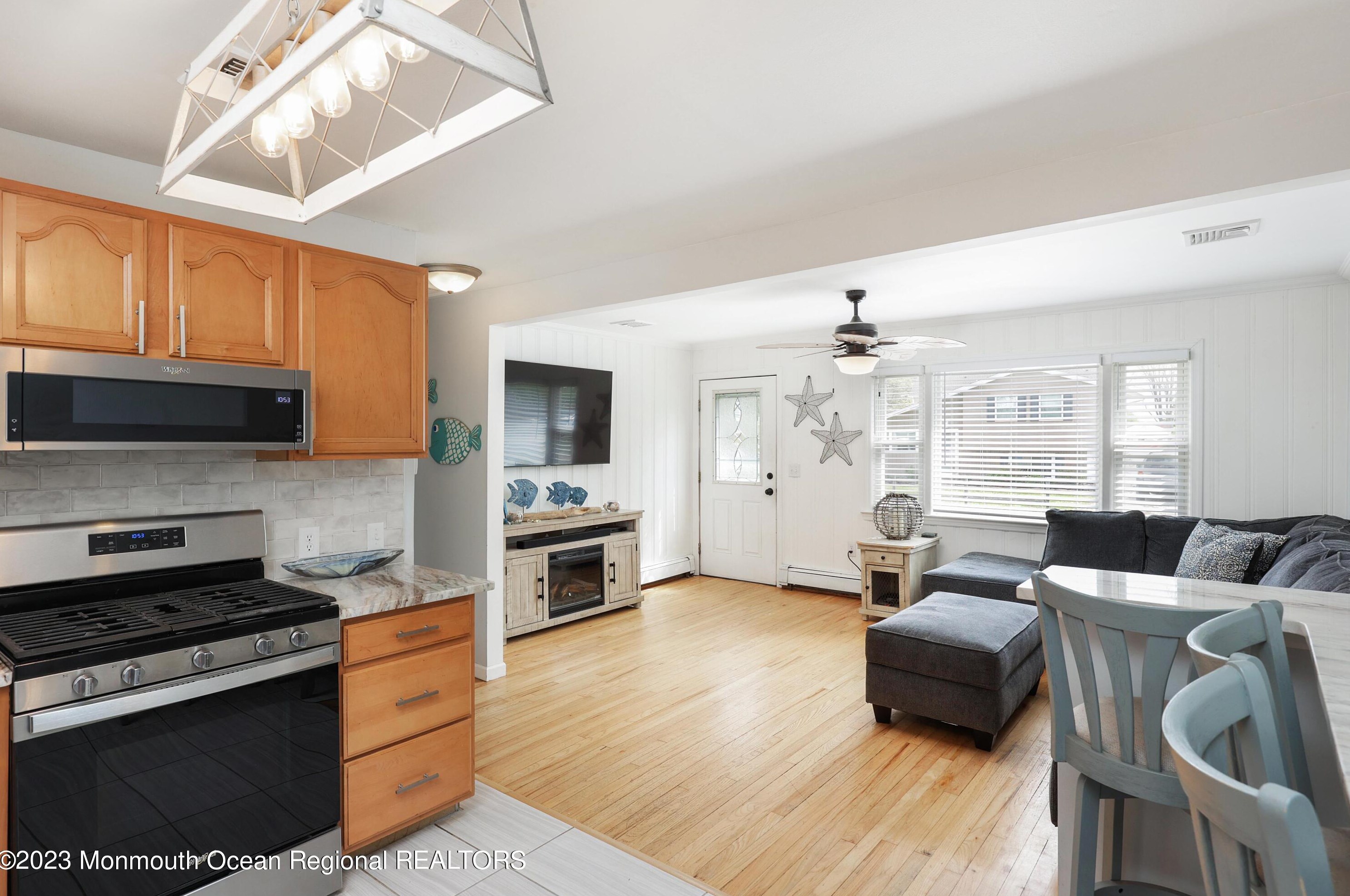 796 Tunney Point Dr, Toms River NJ  08753-4789 exterior