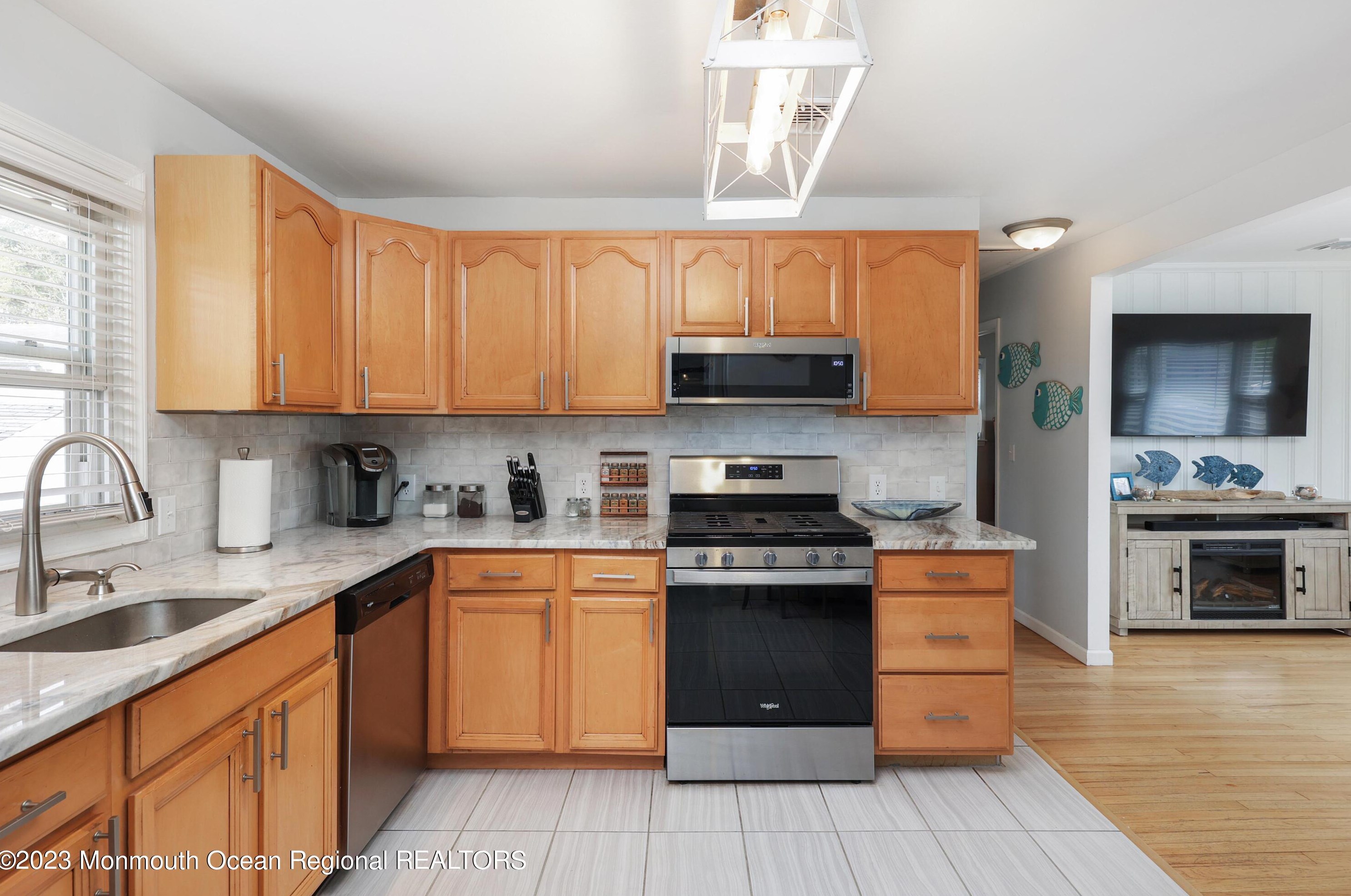 796 Tunney Point Dr, Toms River NJ  08753-4789 exterior