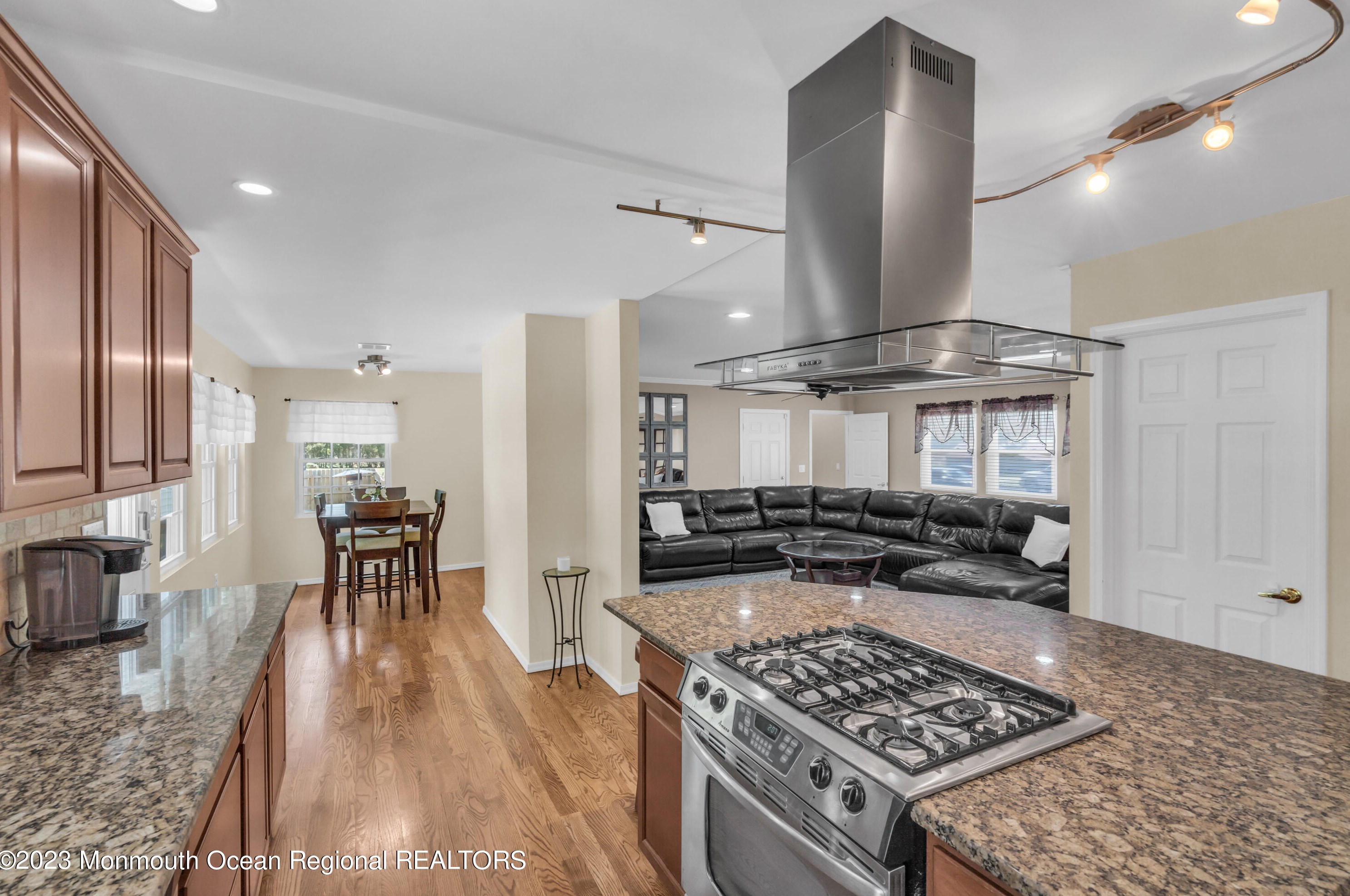 243 Toms River Rd, Jackson Twp, NJ 08527