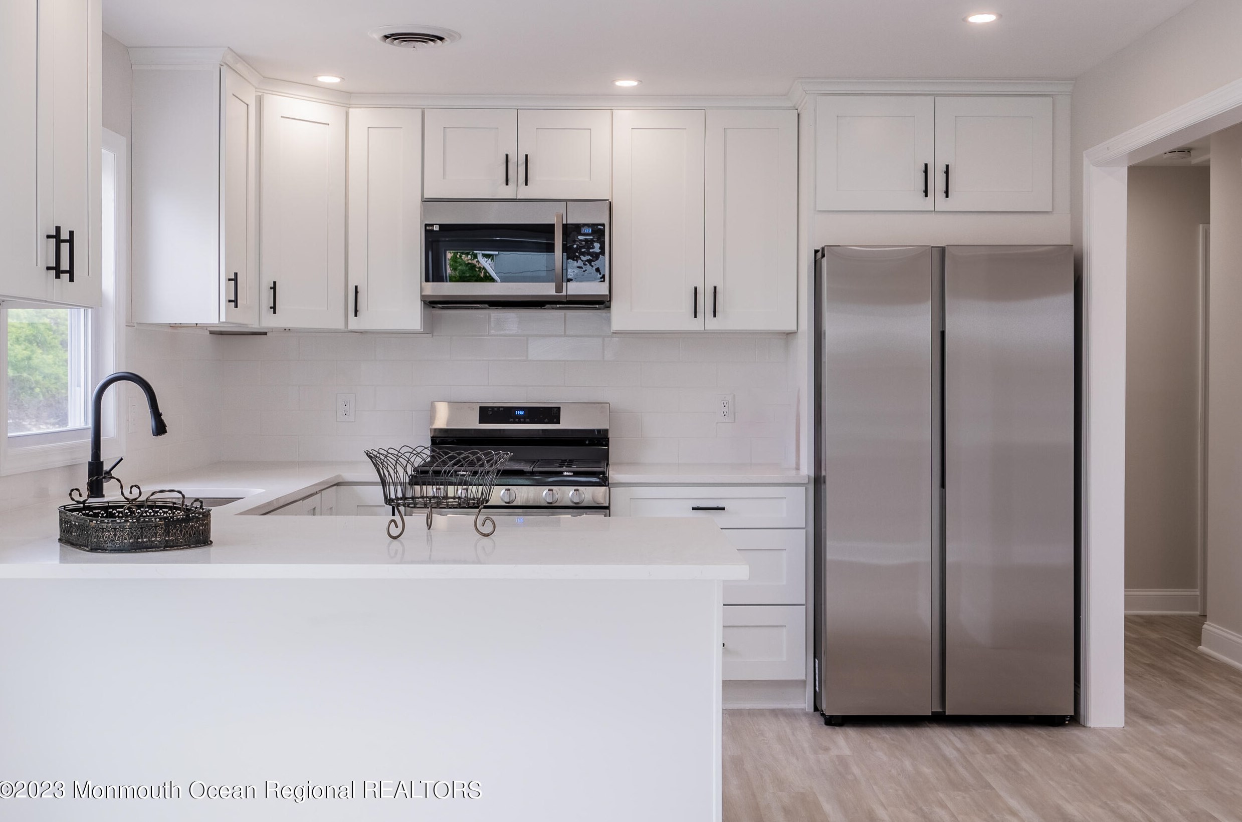 15 Hampshire Ct, Toms River, NJ 08757