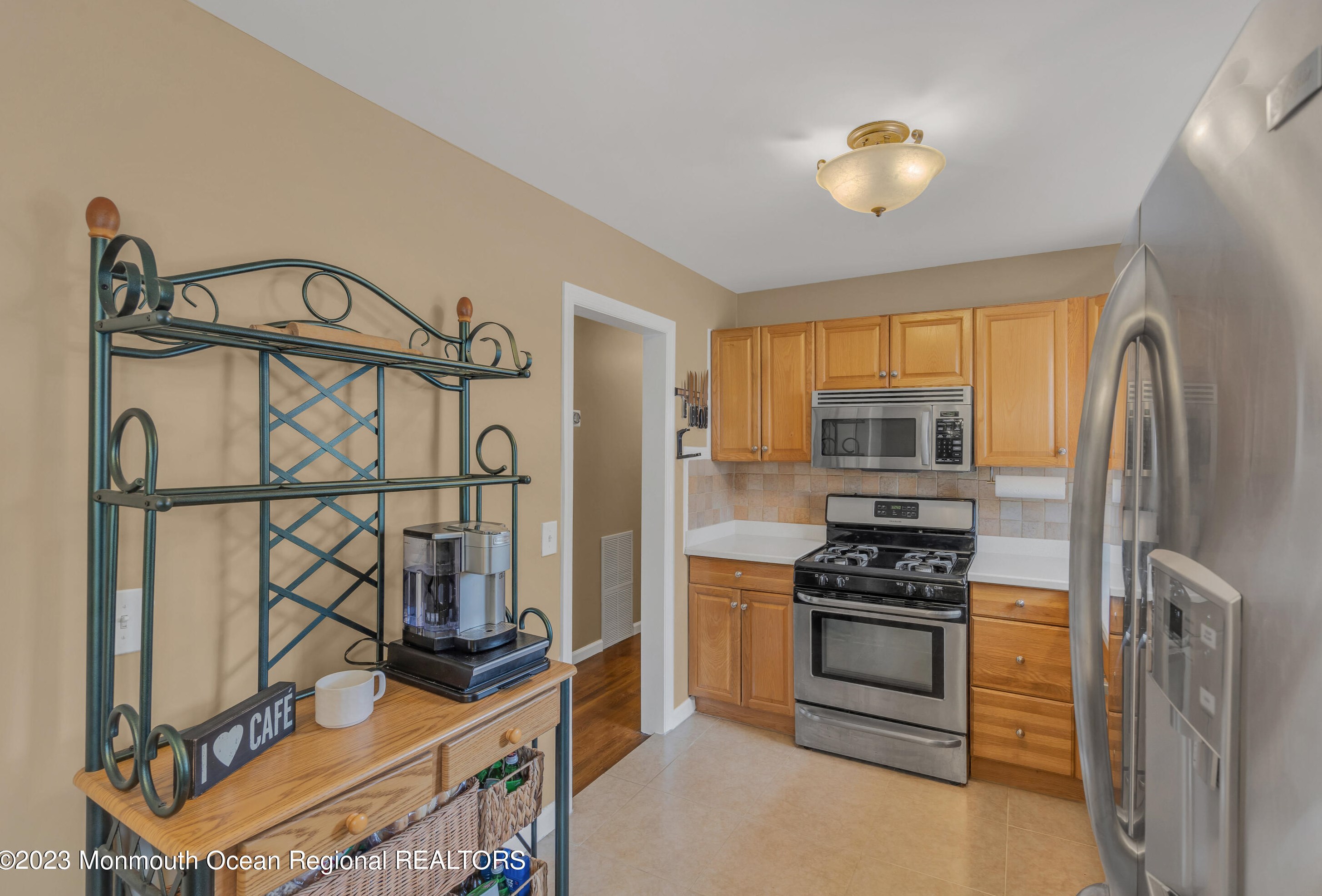 20 Cedar Hill Ln, Toms River NJ  08755-4904 exterior