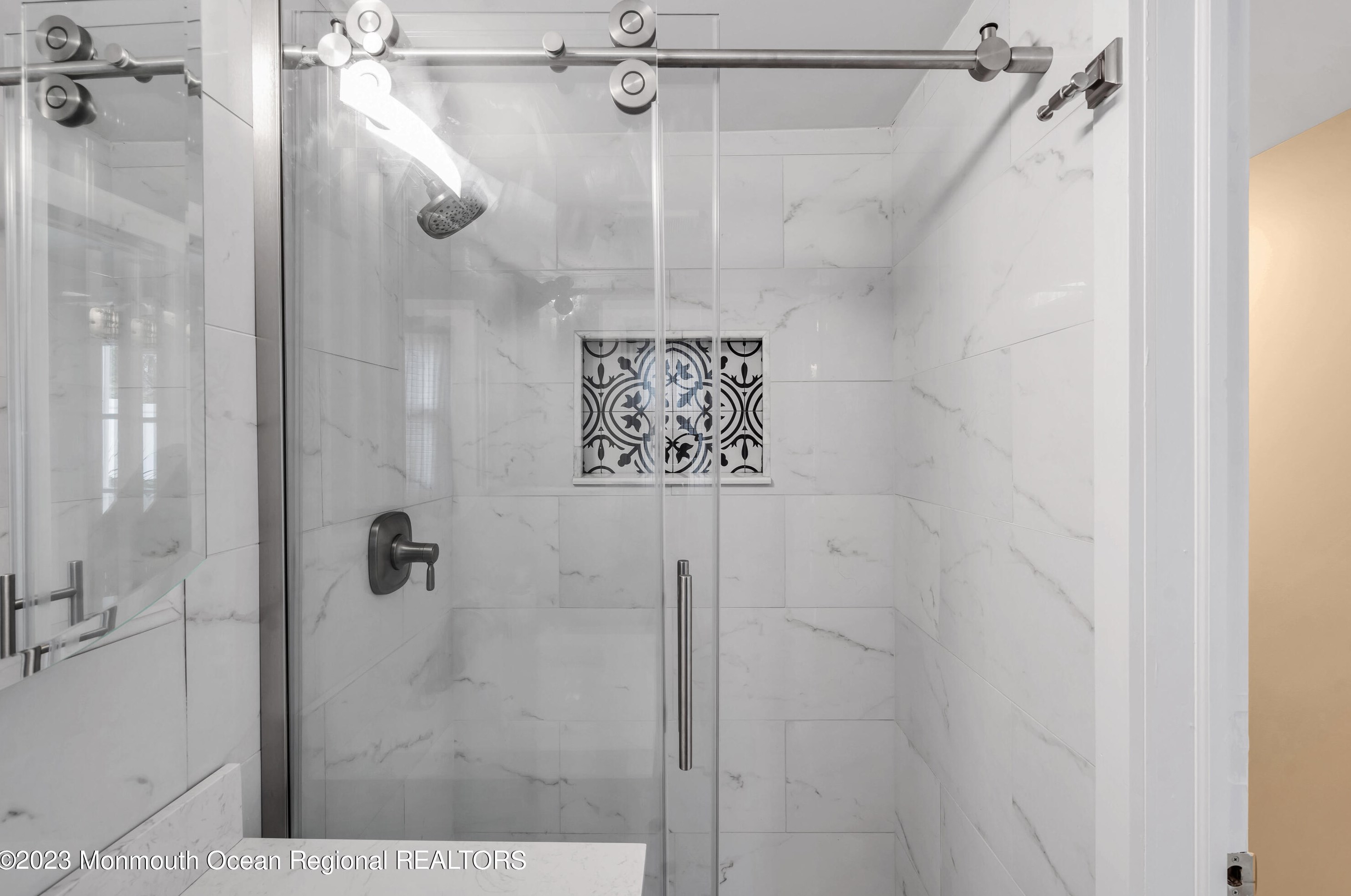 20 Cedar Hill Ln, Toms River NJ  08755-4904 exterior