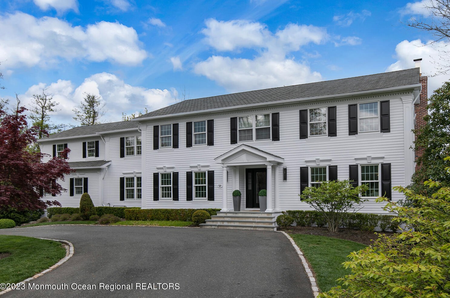 17 Heathcliff Rd, Locust, NJ 07760