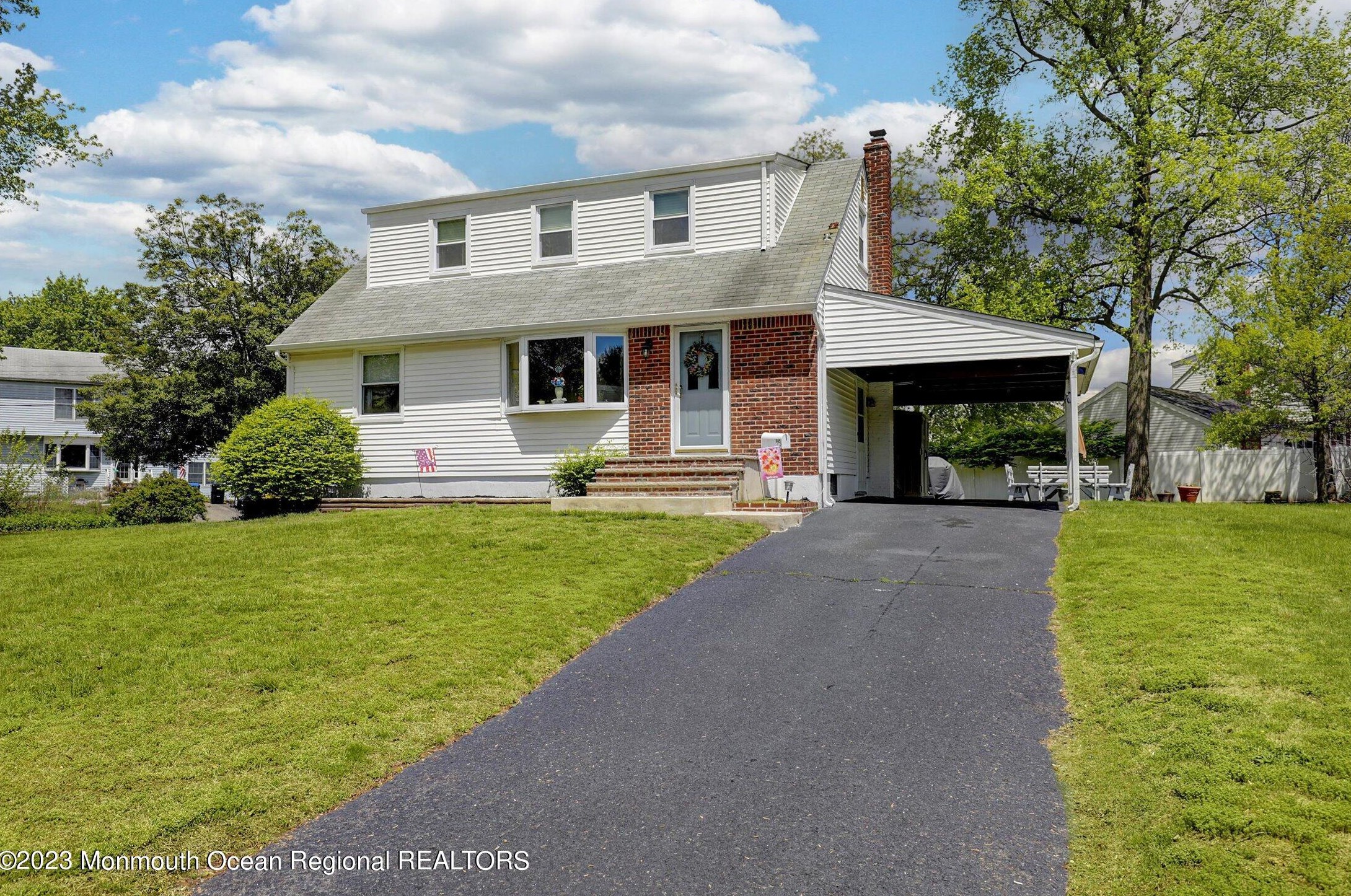 145 Coyne Pl, Belford, NJ 07718