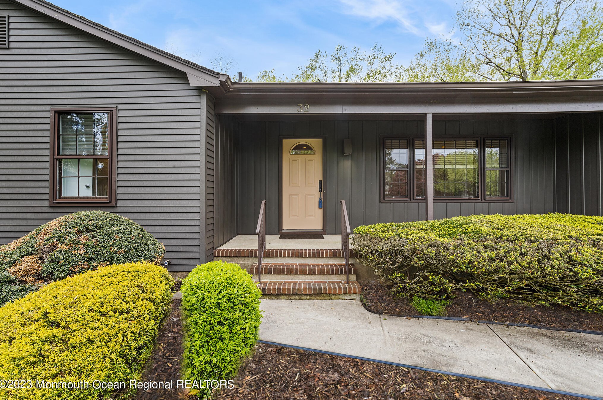 32 Revere Dr, Oceanport, NJ 07757-1425