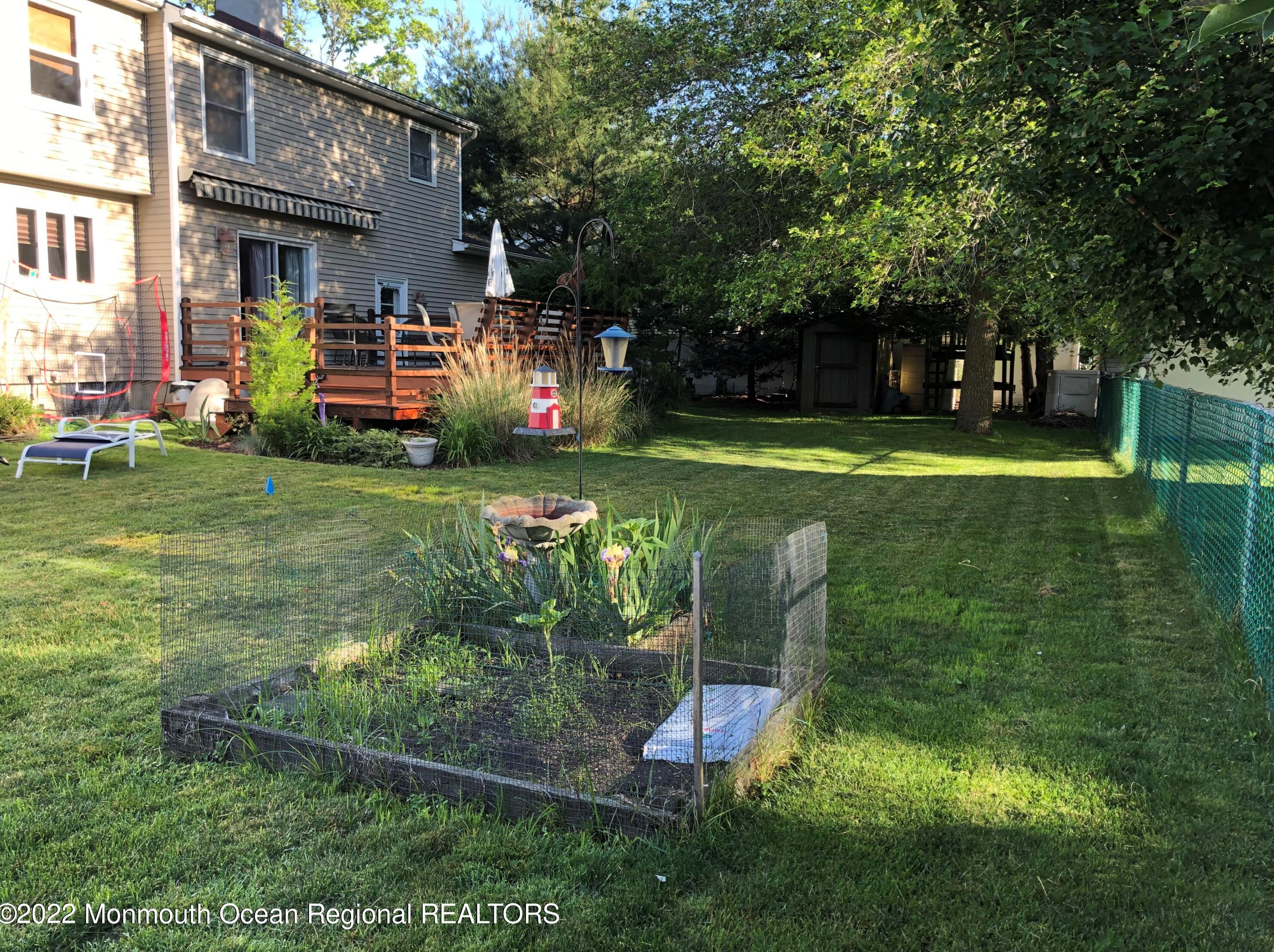 1703 Melville St, Oakhurst NJ 07755-2915 exterior