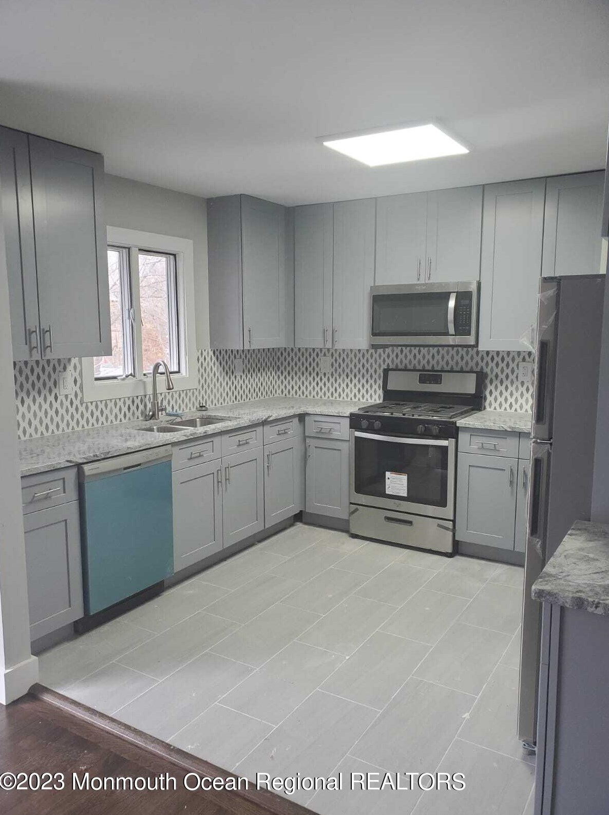 8 Crocus St, Jackson Twp, NJ 08527