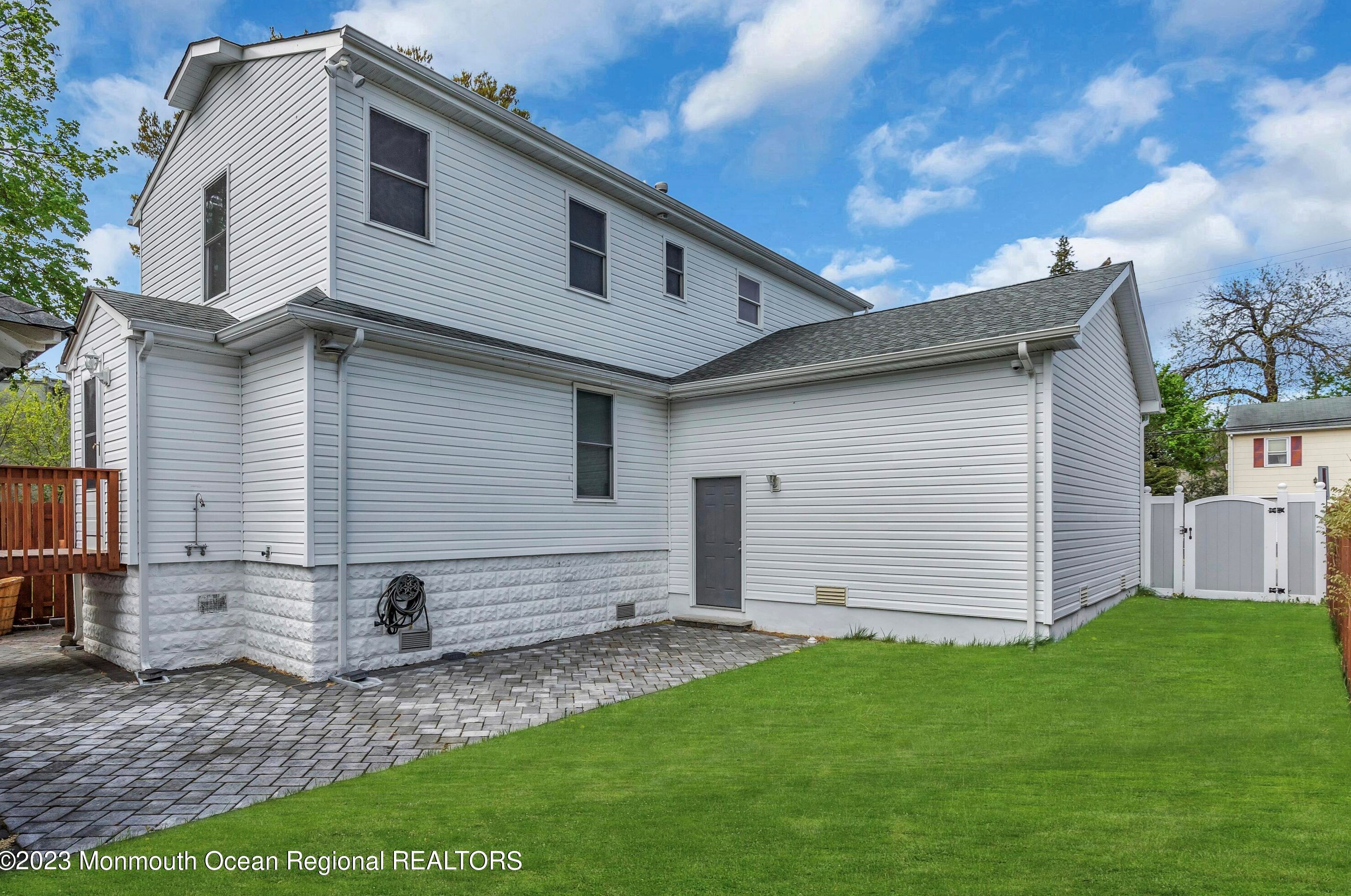 176 Bray Ave, Middletown, NJ 07748
