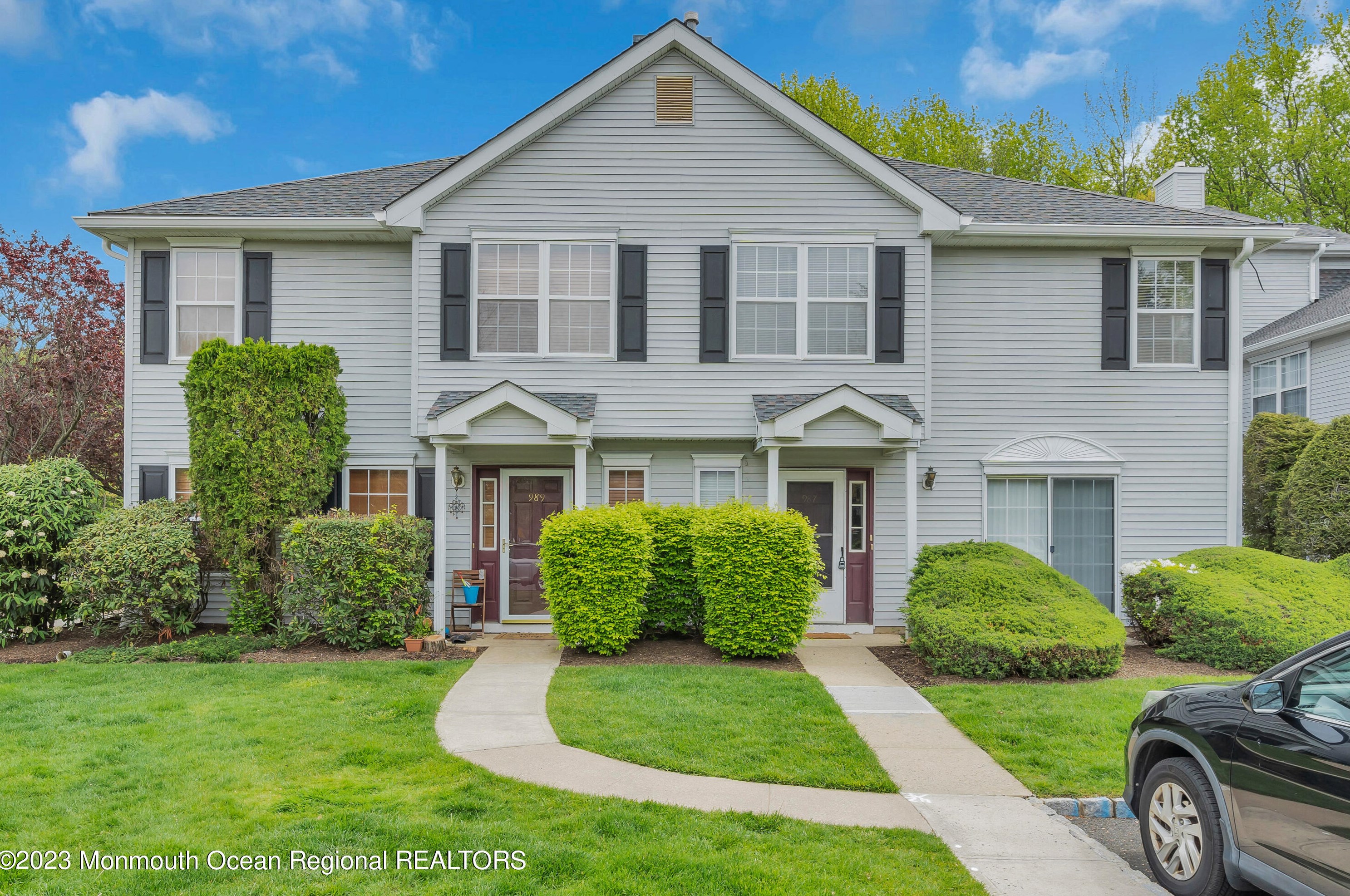 987 Lily Ct, Morganville, NJ 07751