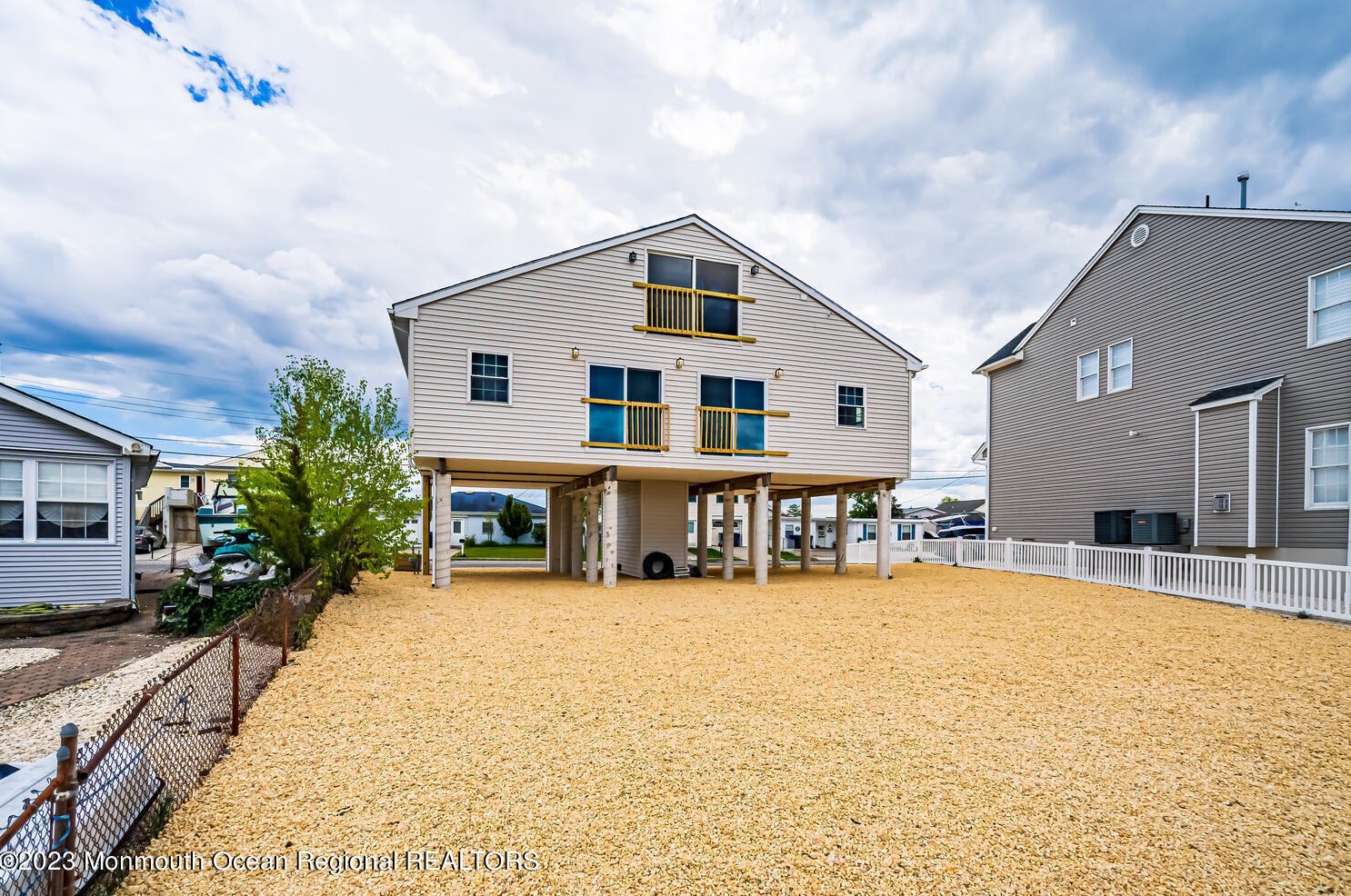 114 Binnacle Dr, Tuckerton NJ  08087-1502 exterior