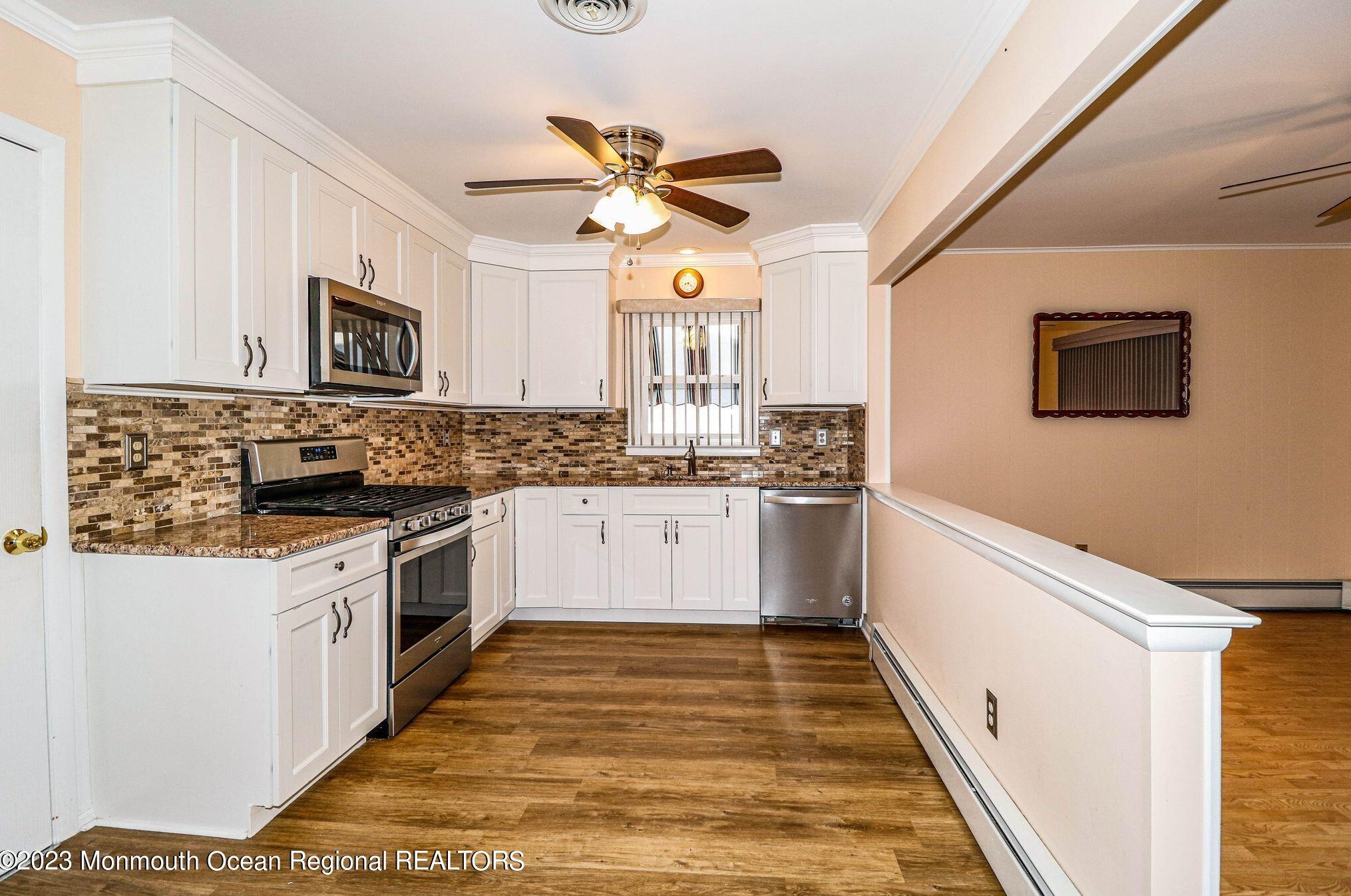 11 Thornton Rd, Toms River, NJ 08757-6323