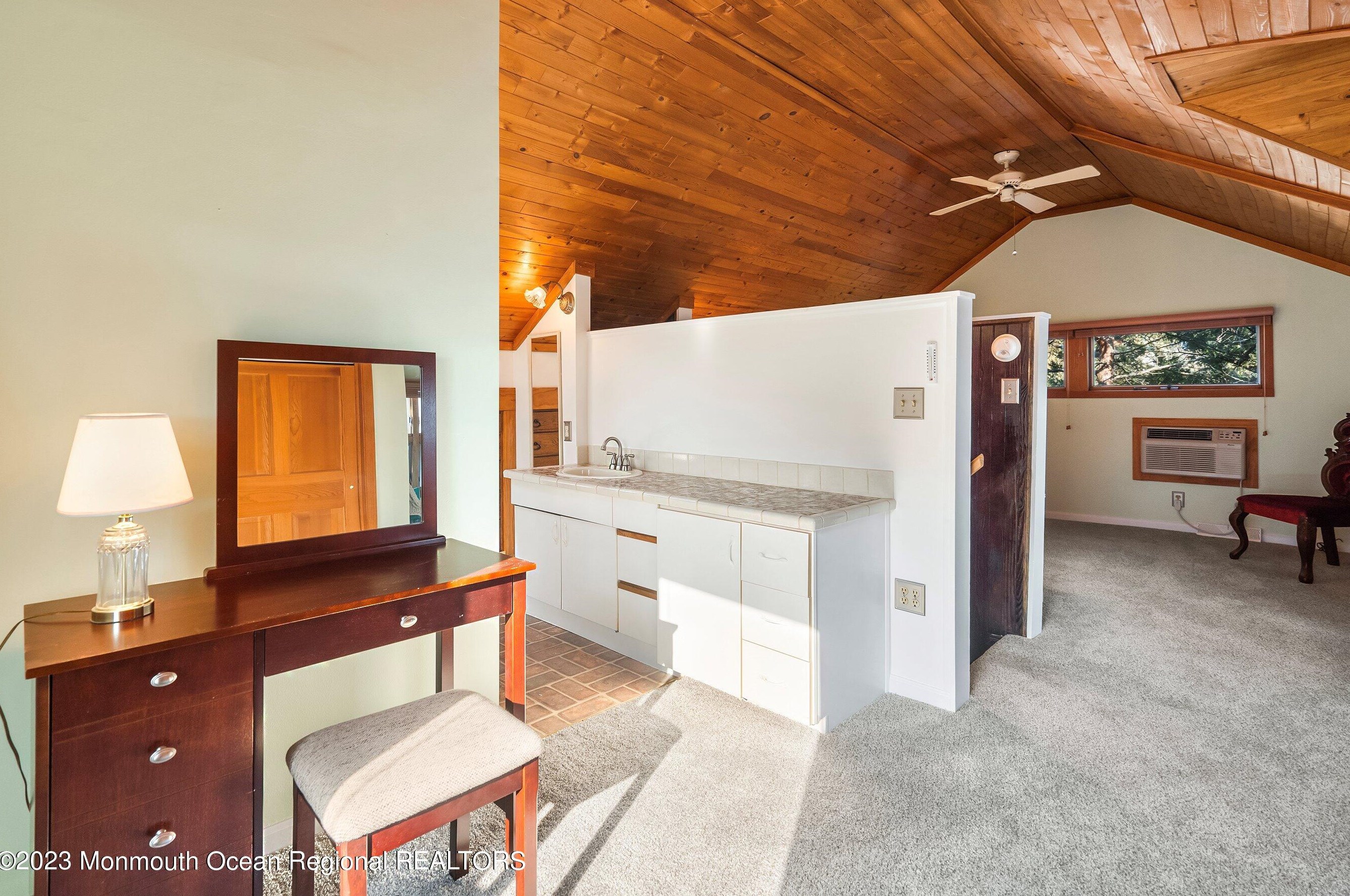 1212 Riviera Ave, Toms River NJ  08753-6948 exterior