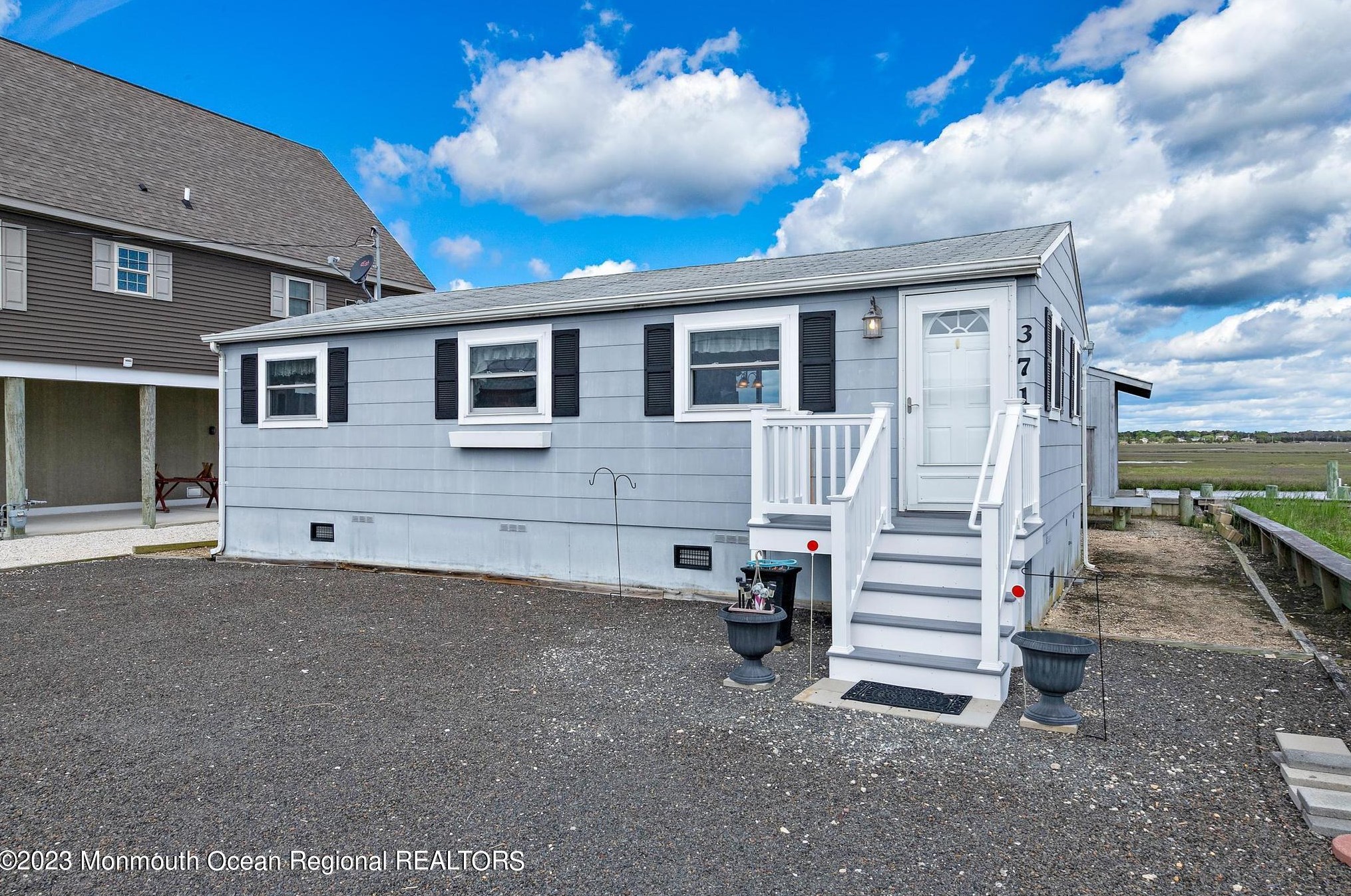 371 Kingfisher Rd, Tuckerton, NJ 08087-2412