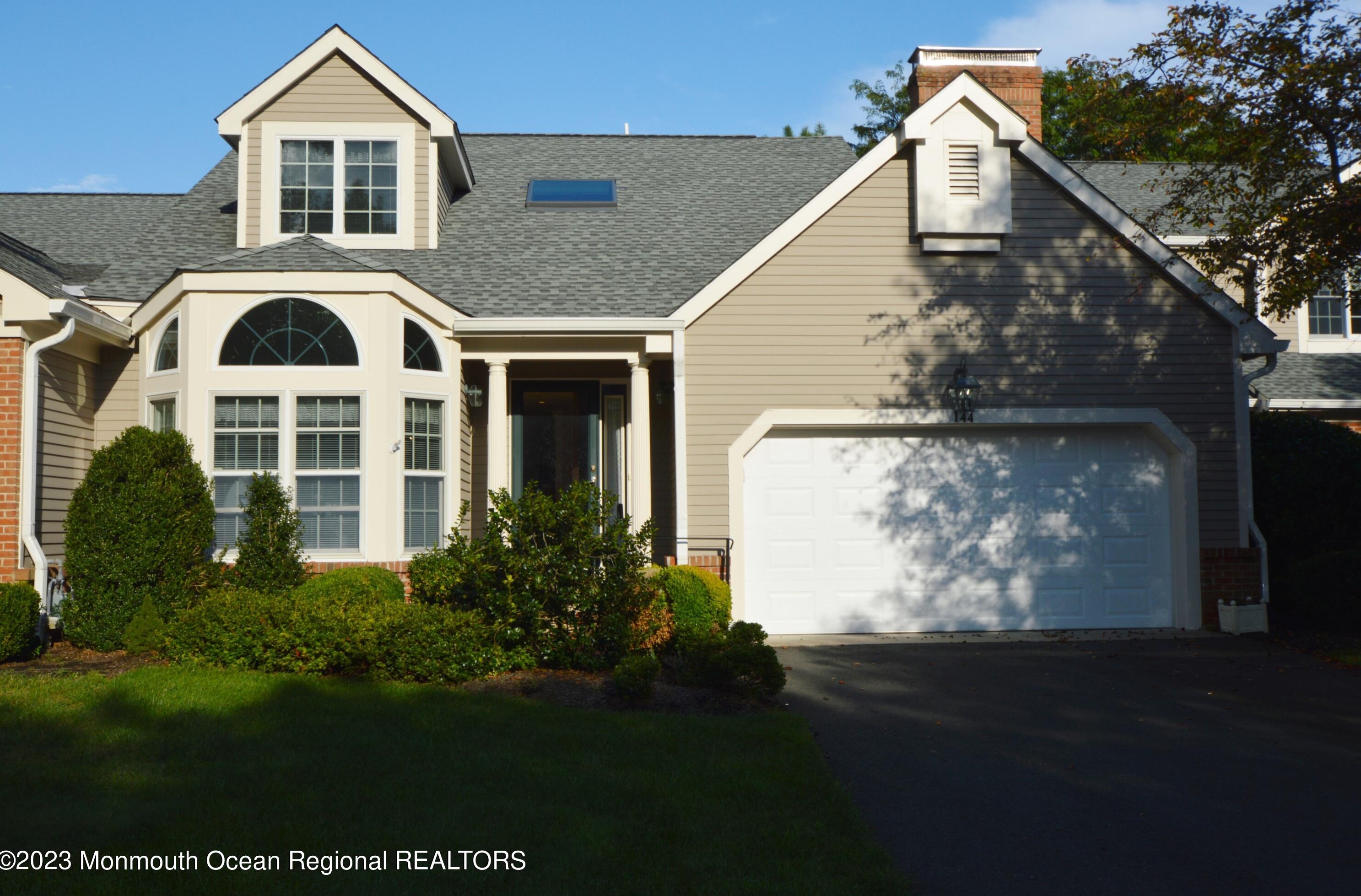 144 Silvermist Ct, Little Silver, NJ 07739