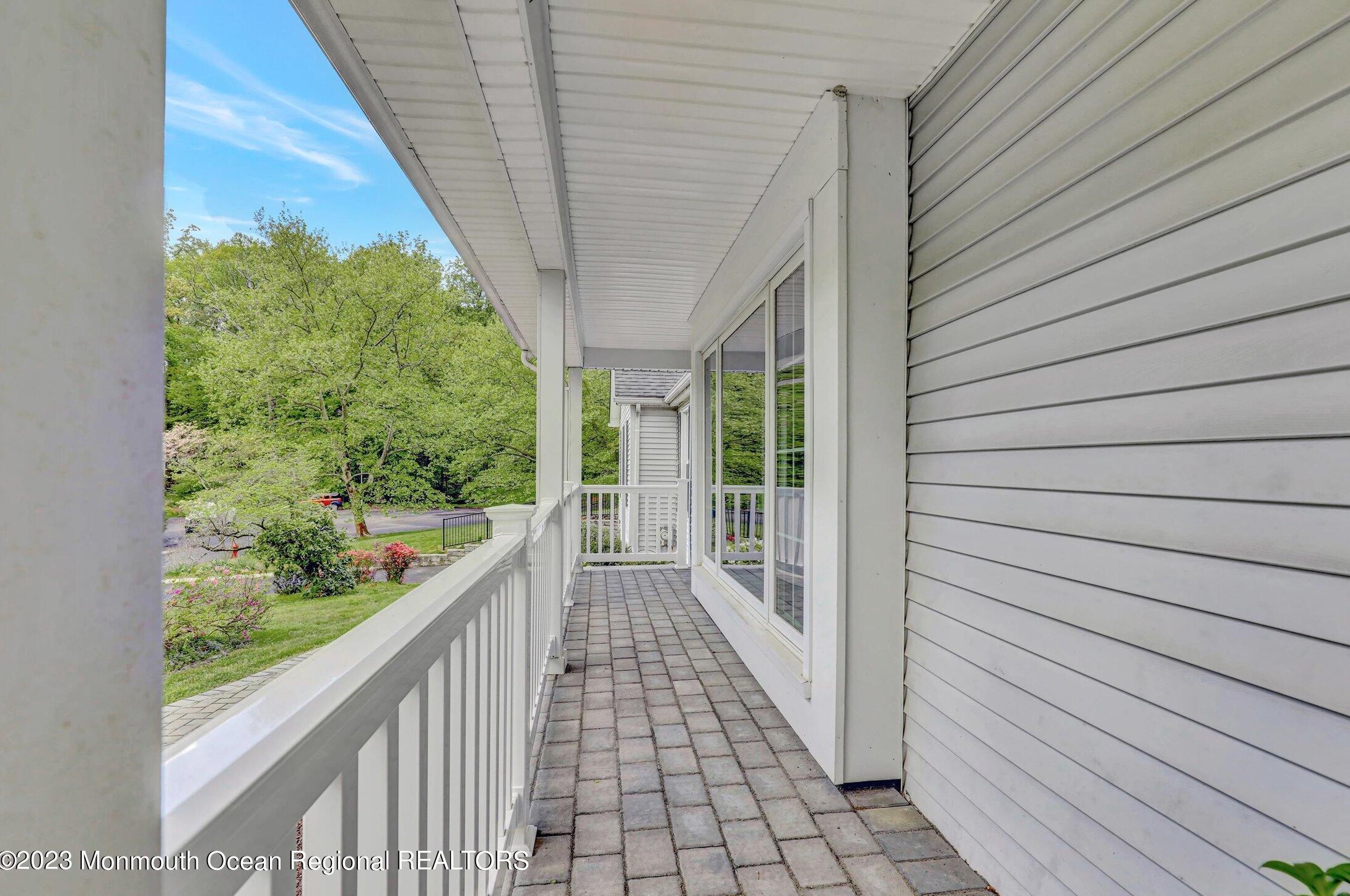 6 Thornley Pl, Holmdel Village, NJ 07733