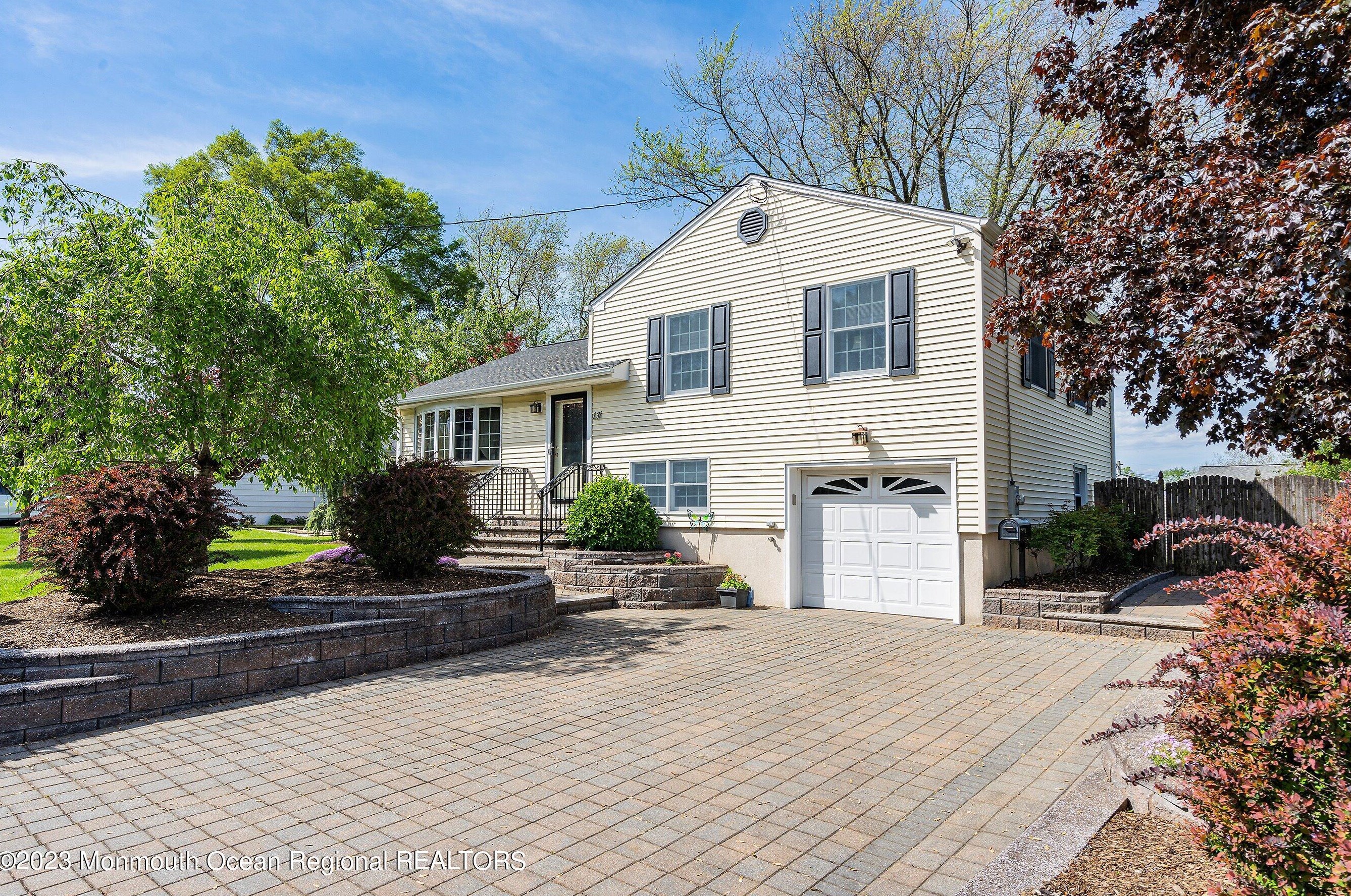 131 Irwin Pl, Middletown, NJ 07748