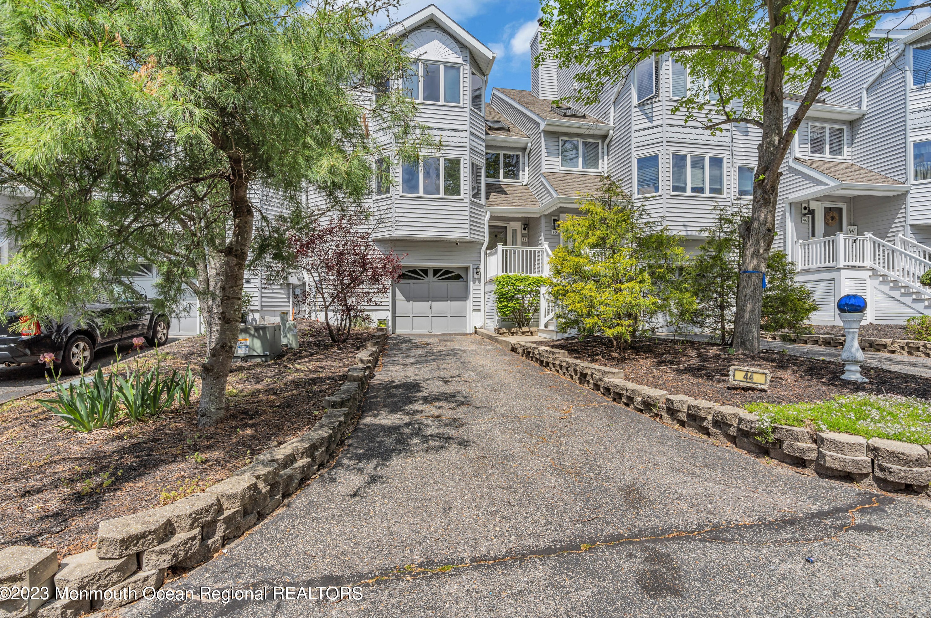 44 Violet Ct, Toms River, NJ 08753