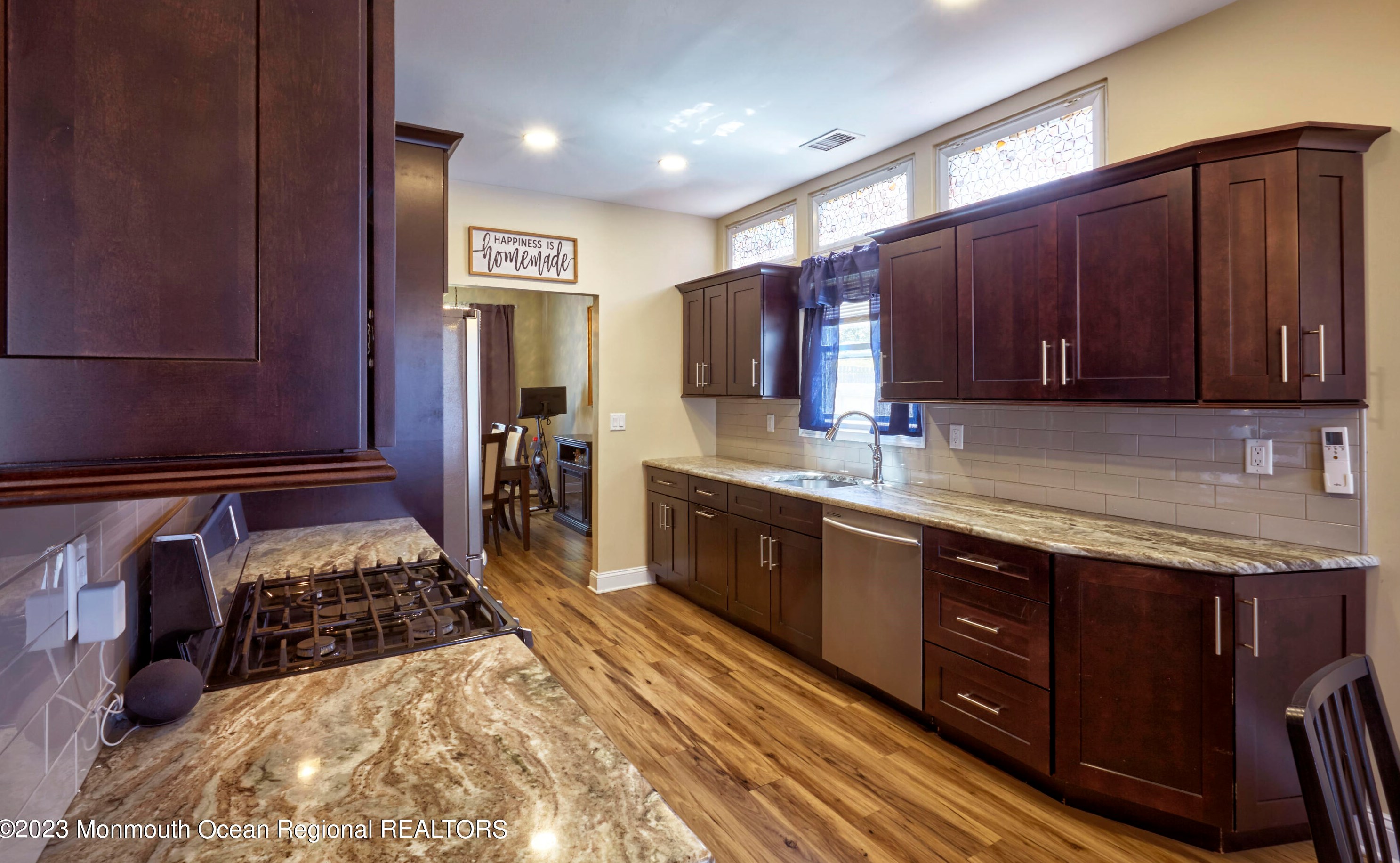 23 Longbrook Ln, East Freehold, NJ 07728