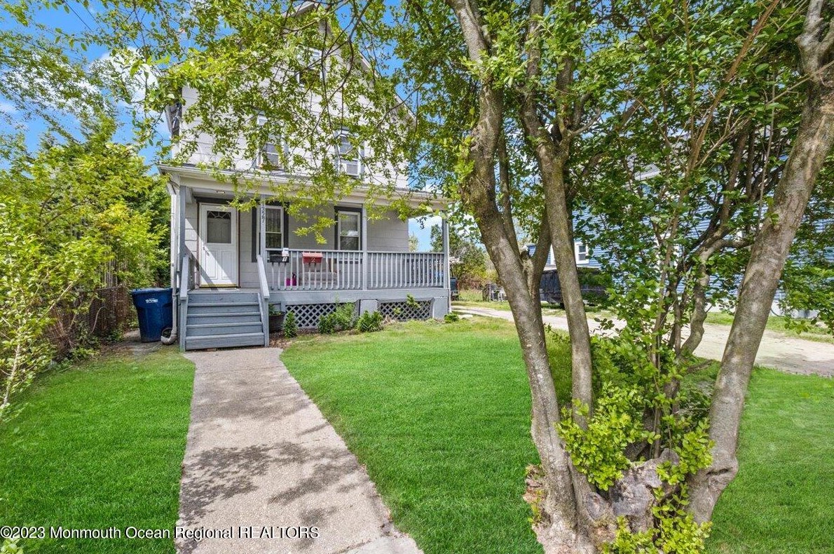 1327 10th Ave, Wall Township, NJ 07753