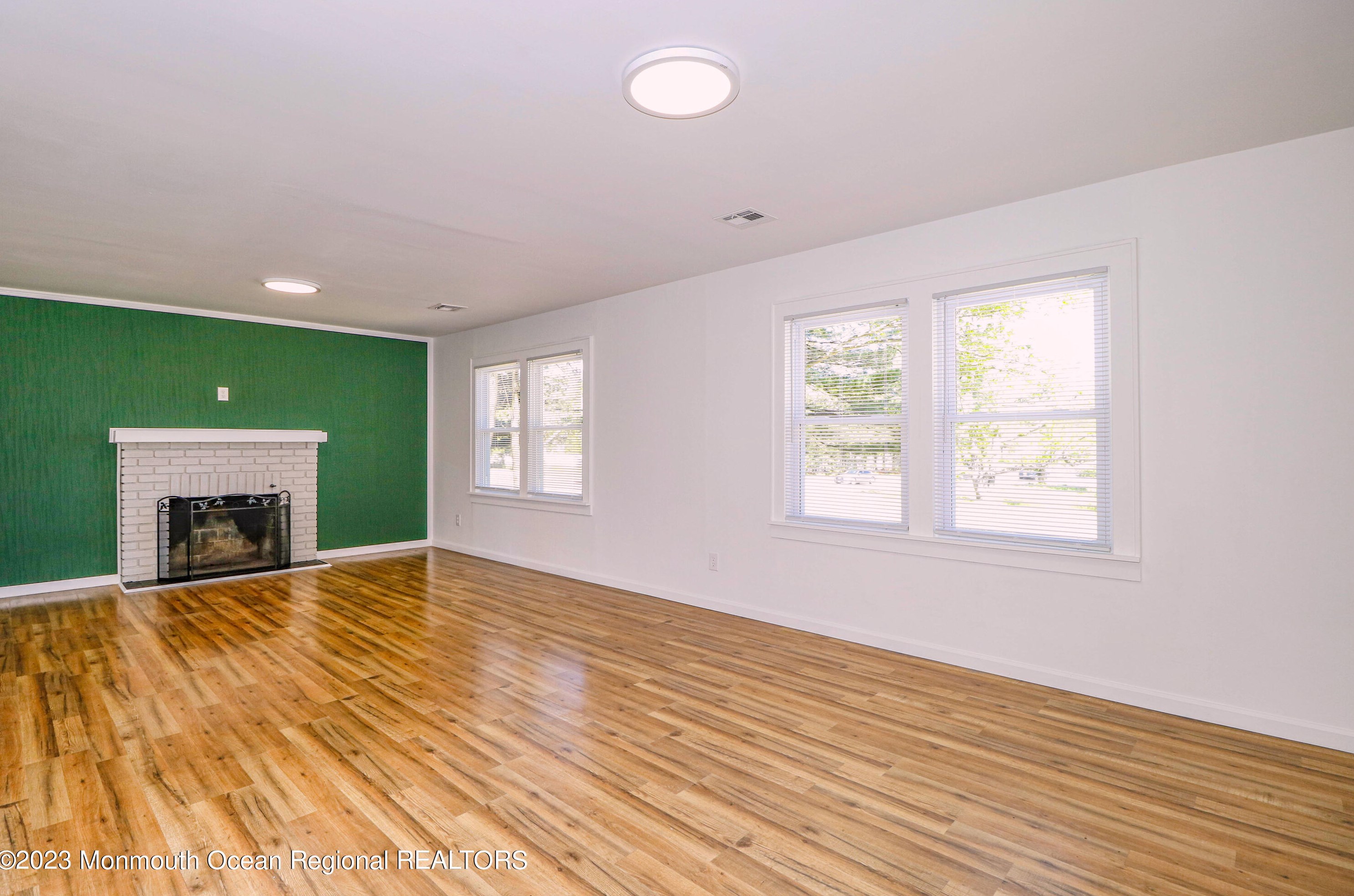 139 Asbury Ave, East Freehold NJ  07728-8186 exterior