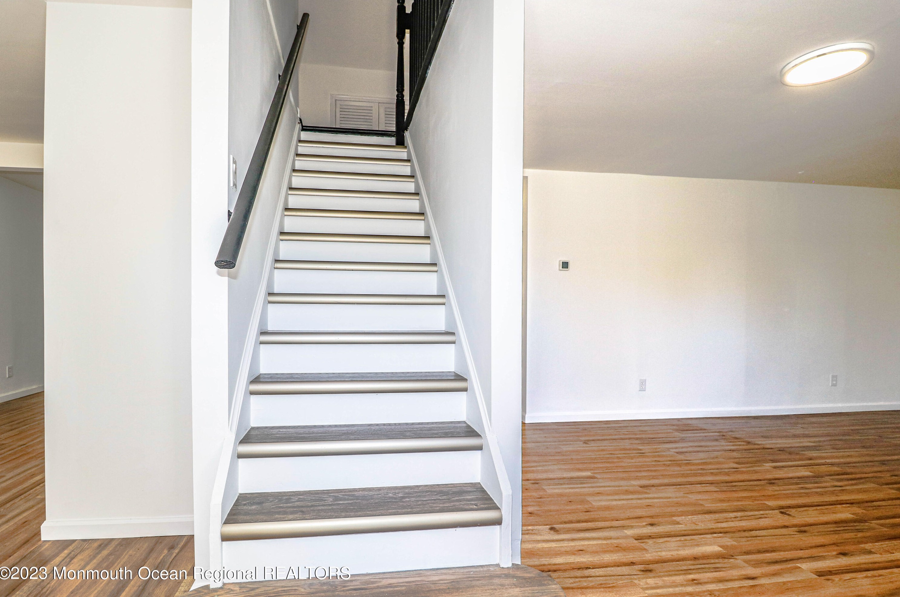 139 Asbury Ave, East Freehold NJ  07728-8186 exterior