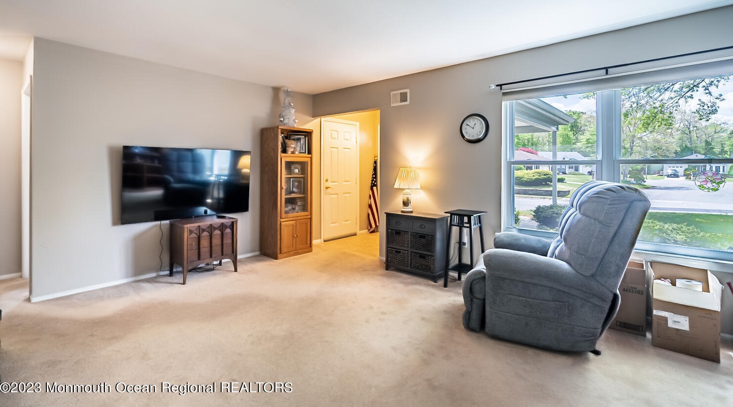 308 Lexington Dr, Tuckerton NJ  08087-1322 exterior