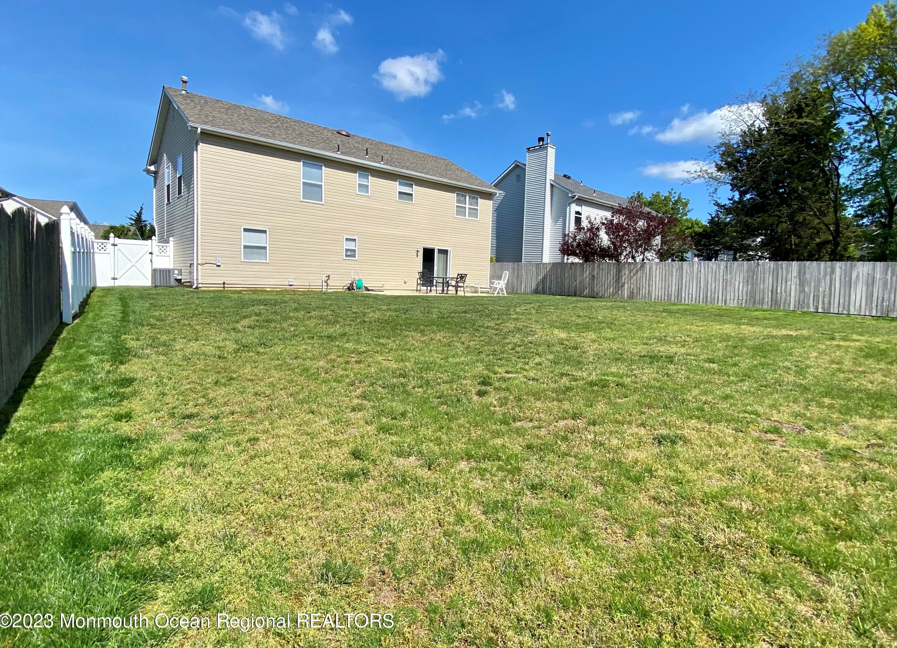 3 William Dr, Wall Township, NJ 07731-8832
