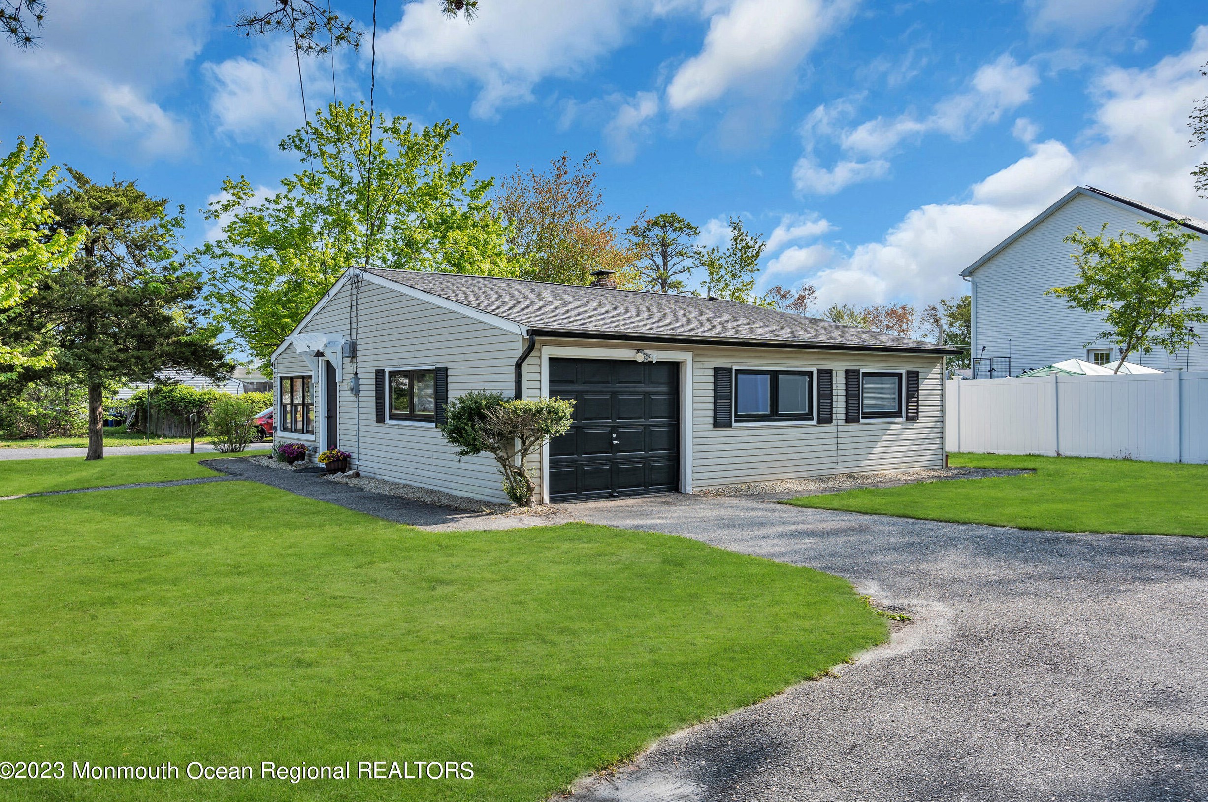 101 Seabright Rd, Lacey, NJ 08731