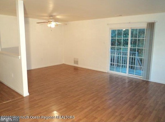 209-211 Winged Foot Ct, Tuckerton, NJ 08087