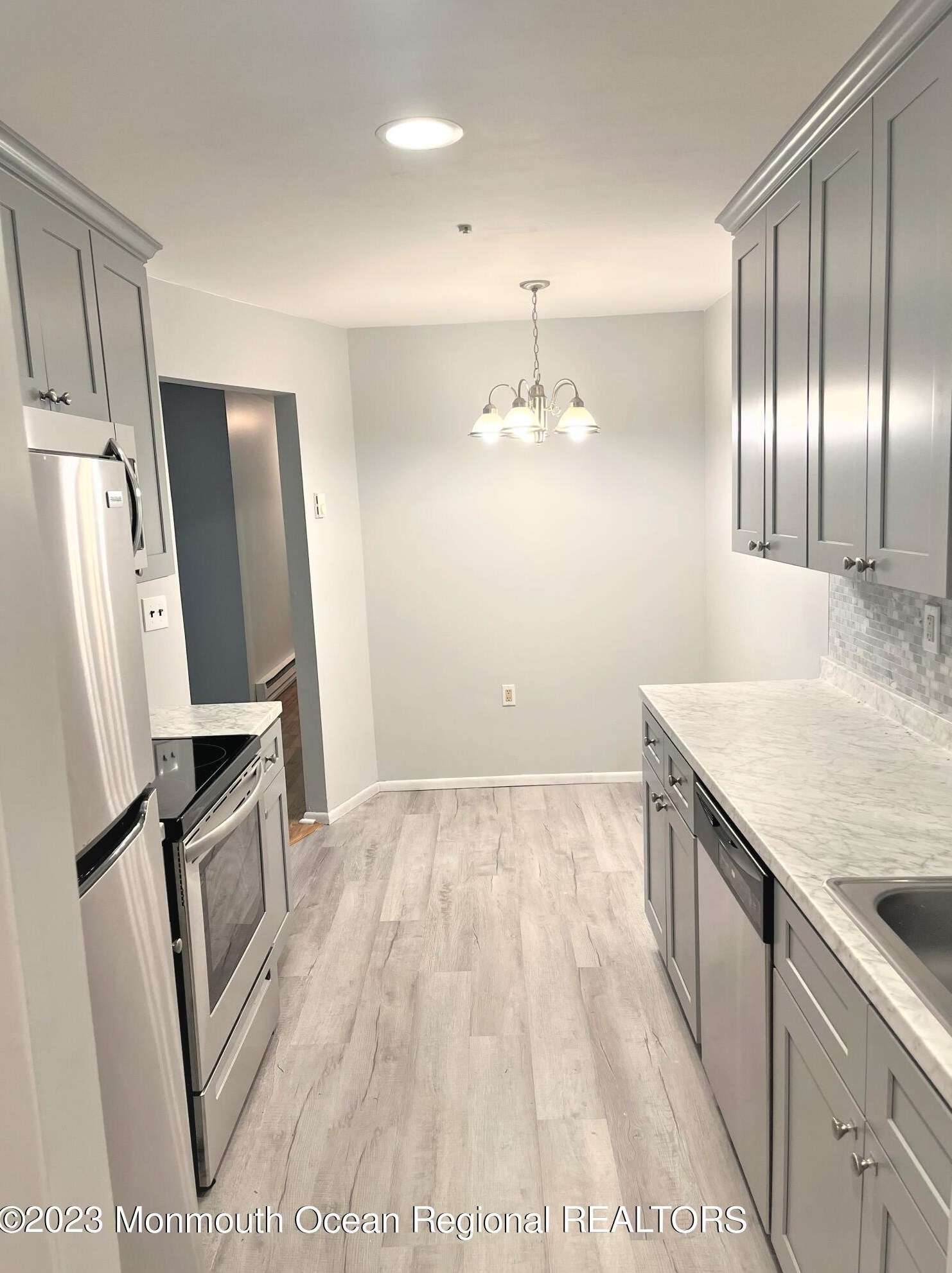 12 Pine Cluster Cir #d, Millstone Township, NJ