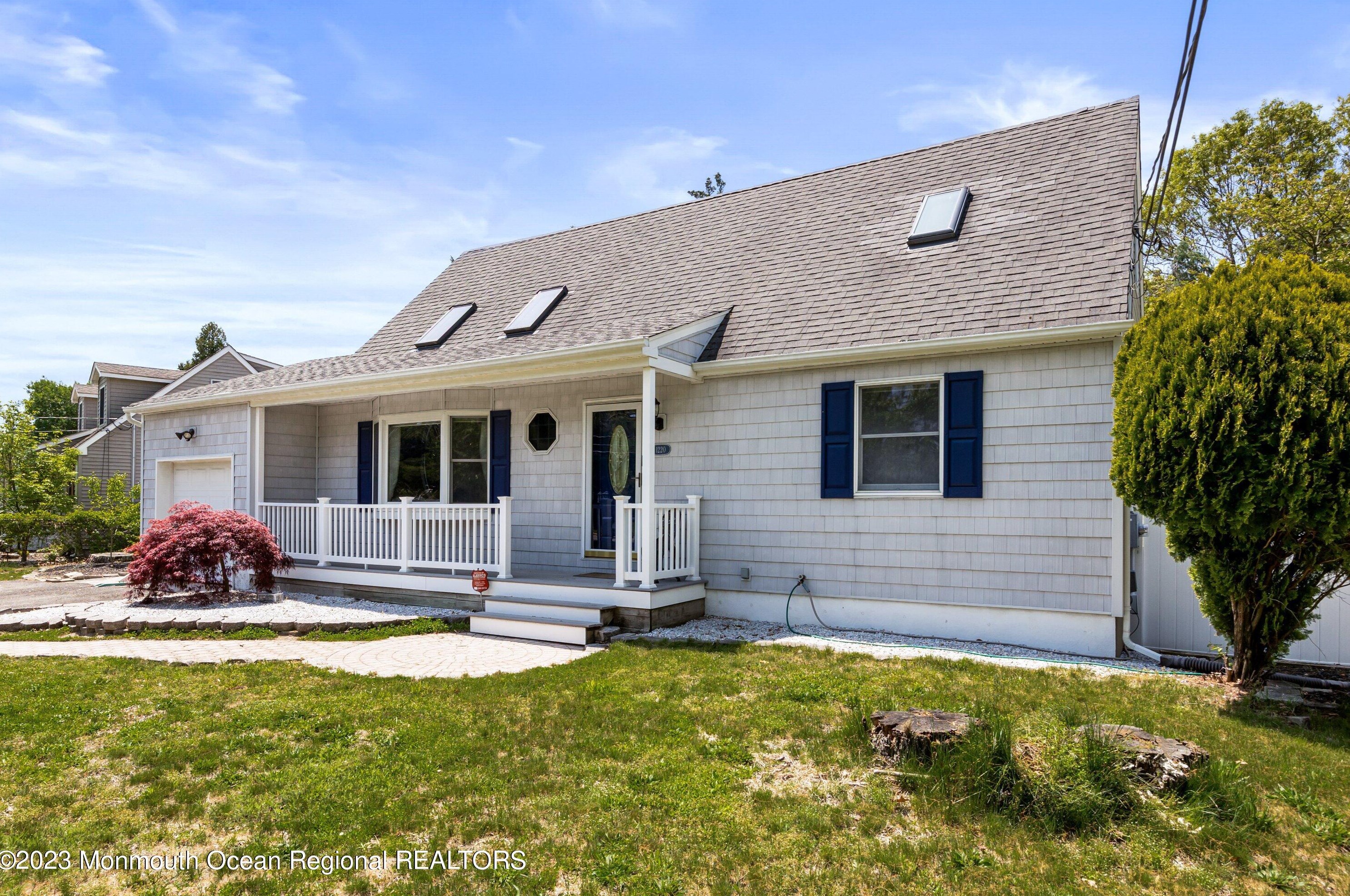 1220 Indian Hill Rd, Toms River, NJ 08753