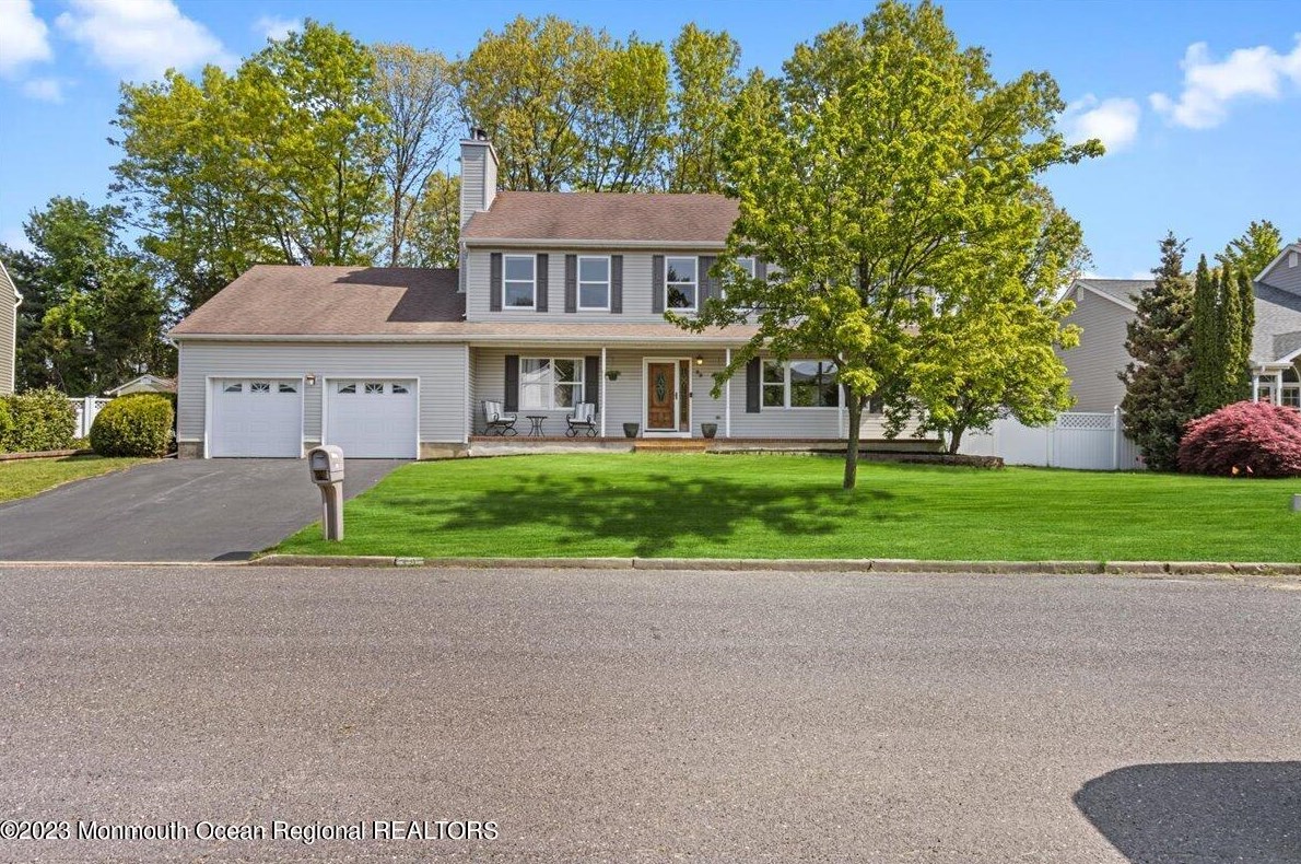 39 Davids Ln, Wall Township, NJ 07731-2863