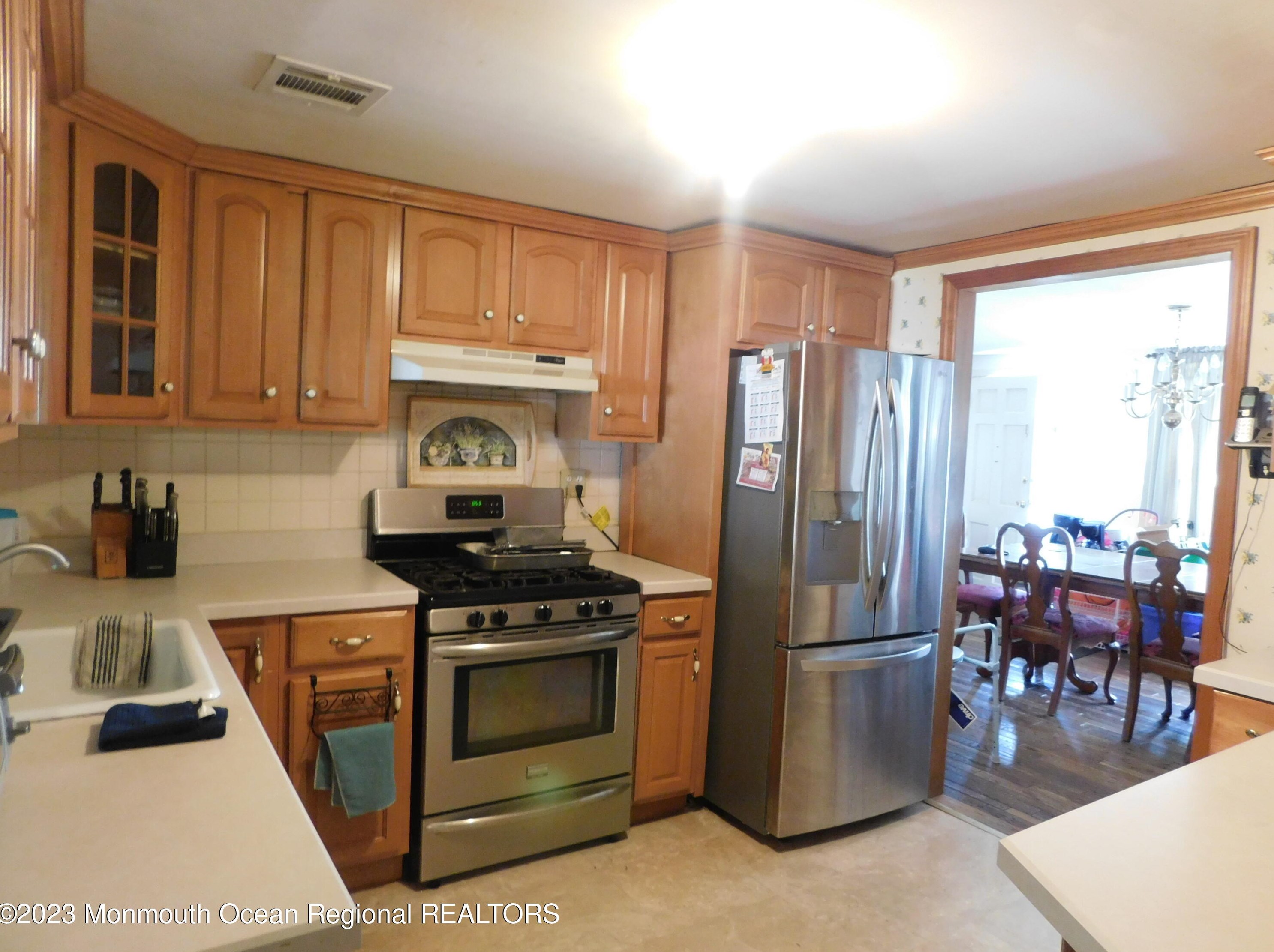 4 Highland Ave, Matawan, NJ 07747-2603