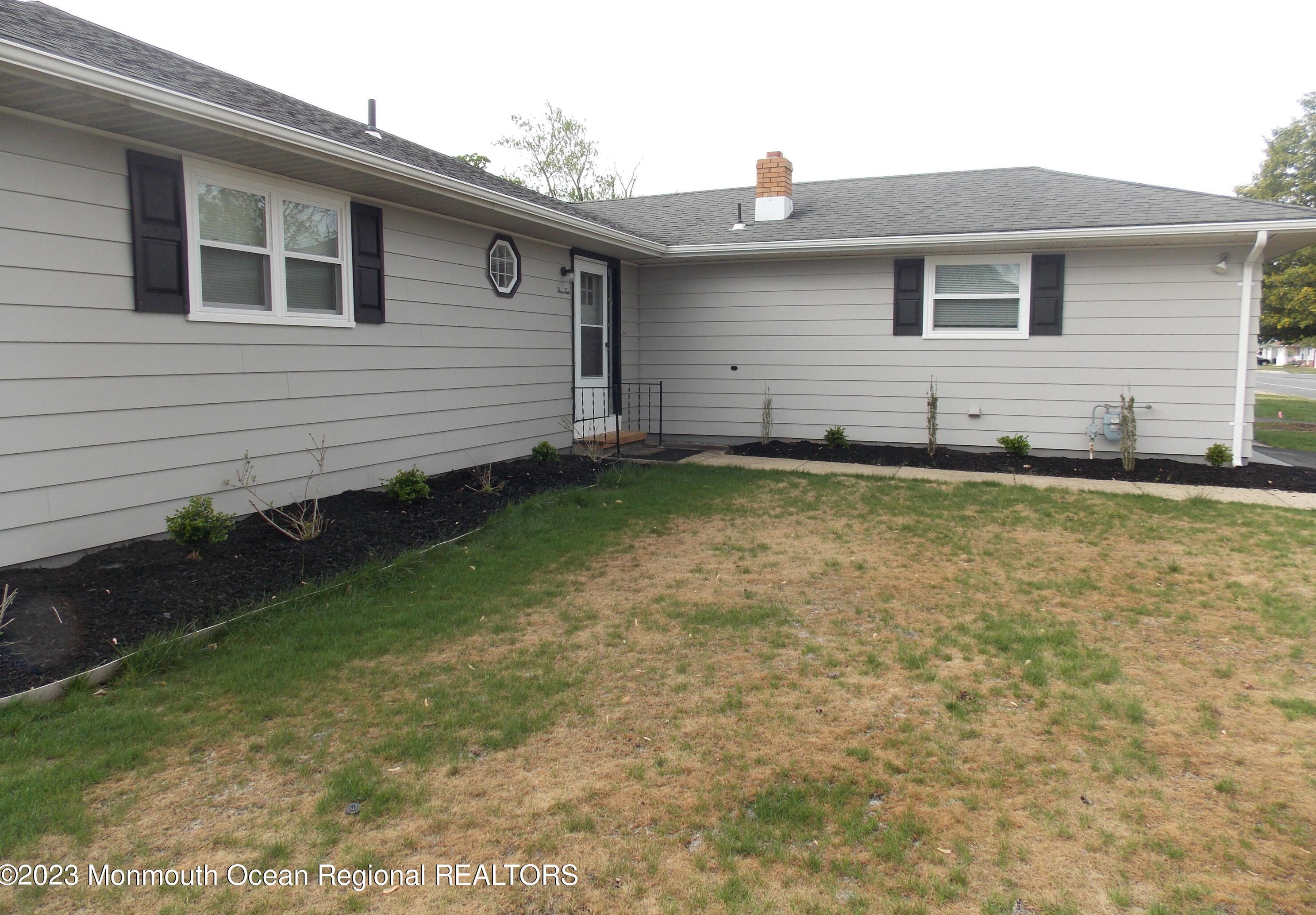510 Jamaica Blvd, Toms River NJ  08757-4250 exterior