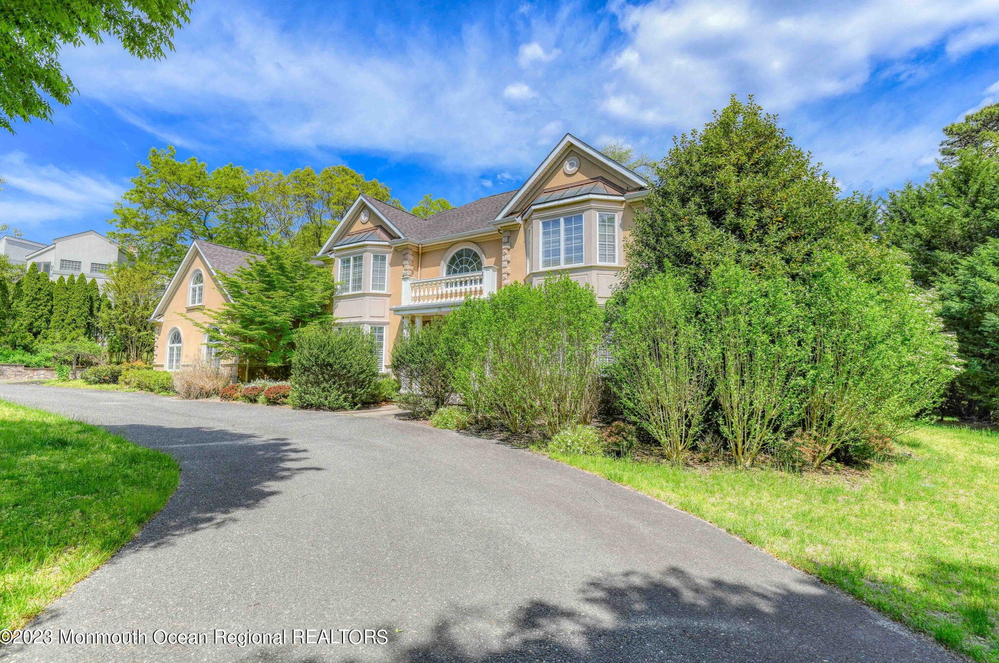 31 Brandywine Rd, Tinton Falls, NJ 07712