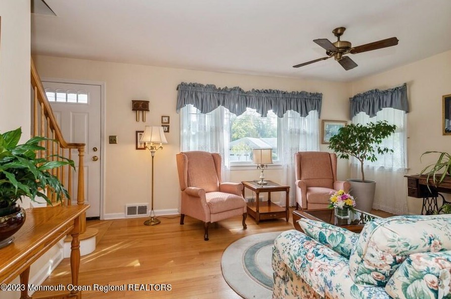 34 Overhill Rd, Matawan, NJ 07747-3046