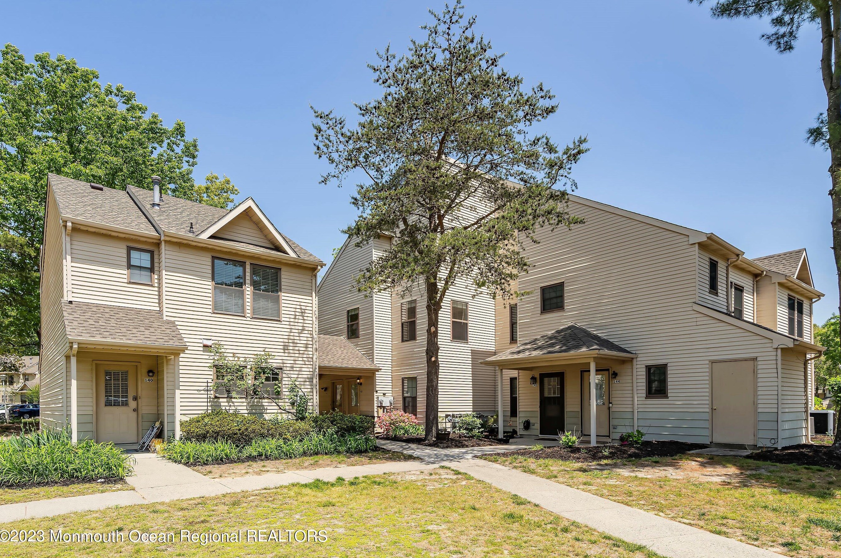 142 Aster Ct, Jackson Twp, NJ 08527