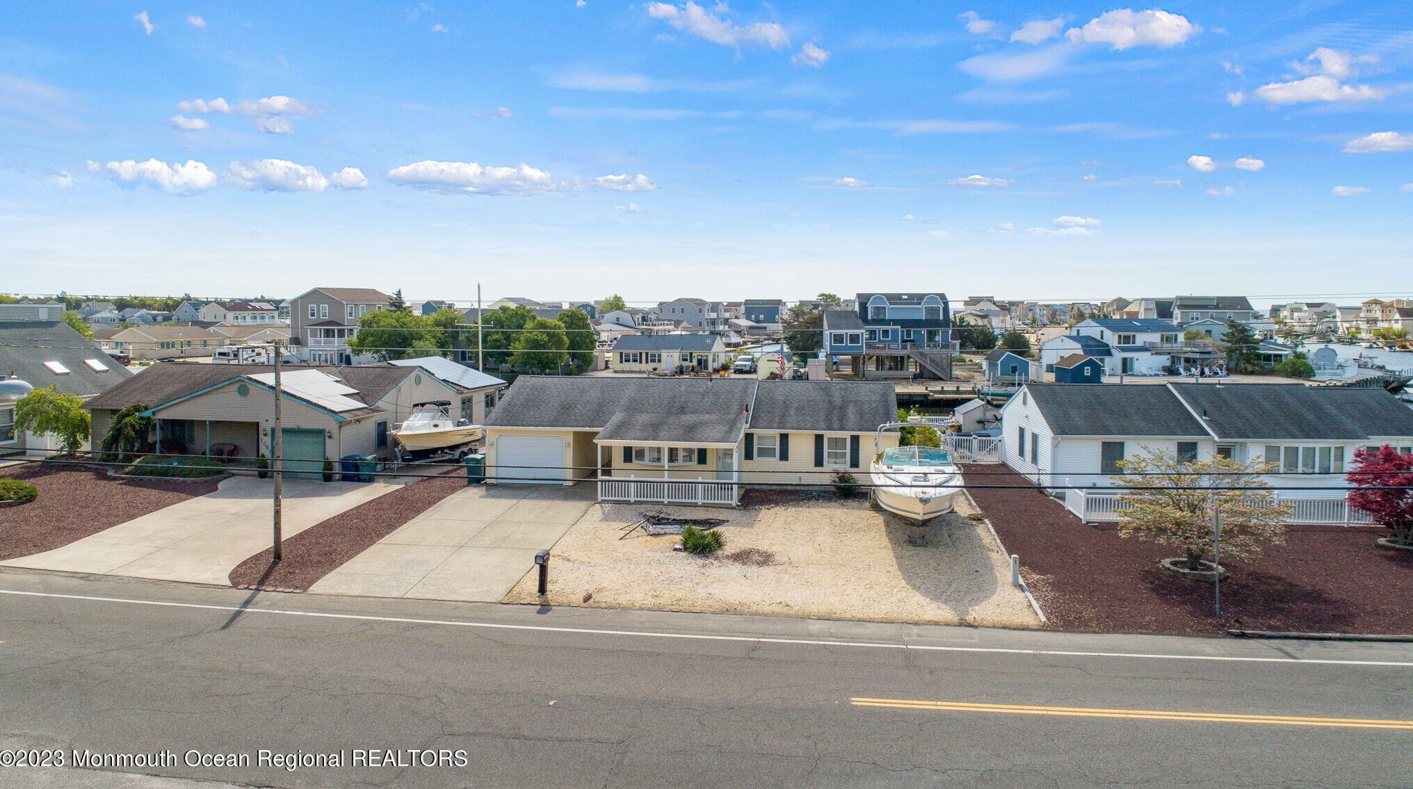 1369 Radio Rd, Tuckerton NJ  08087-1009 exterior