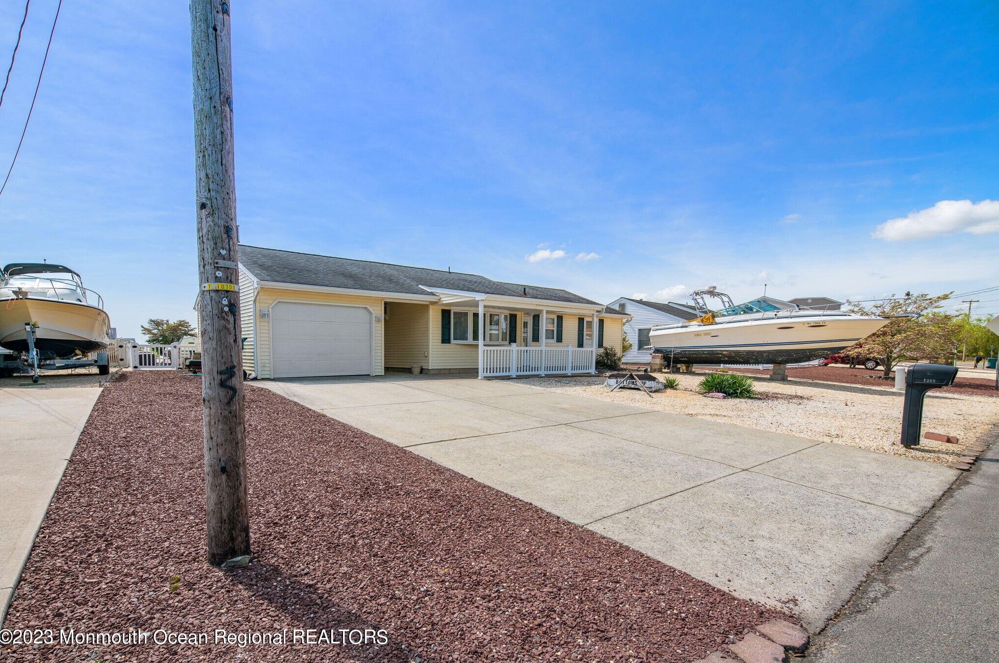 1369 Radio Rd, Tuckerton NJ  08087-1009 exterior