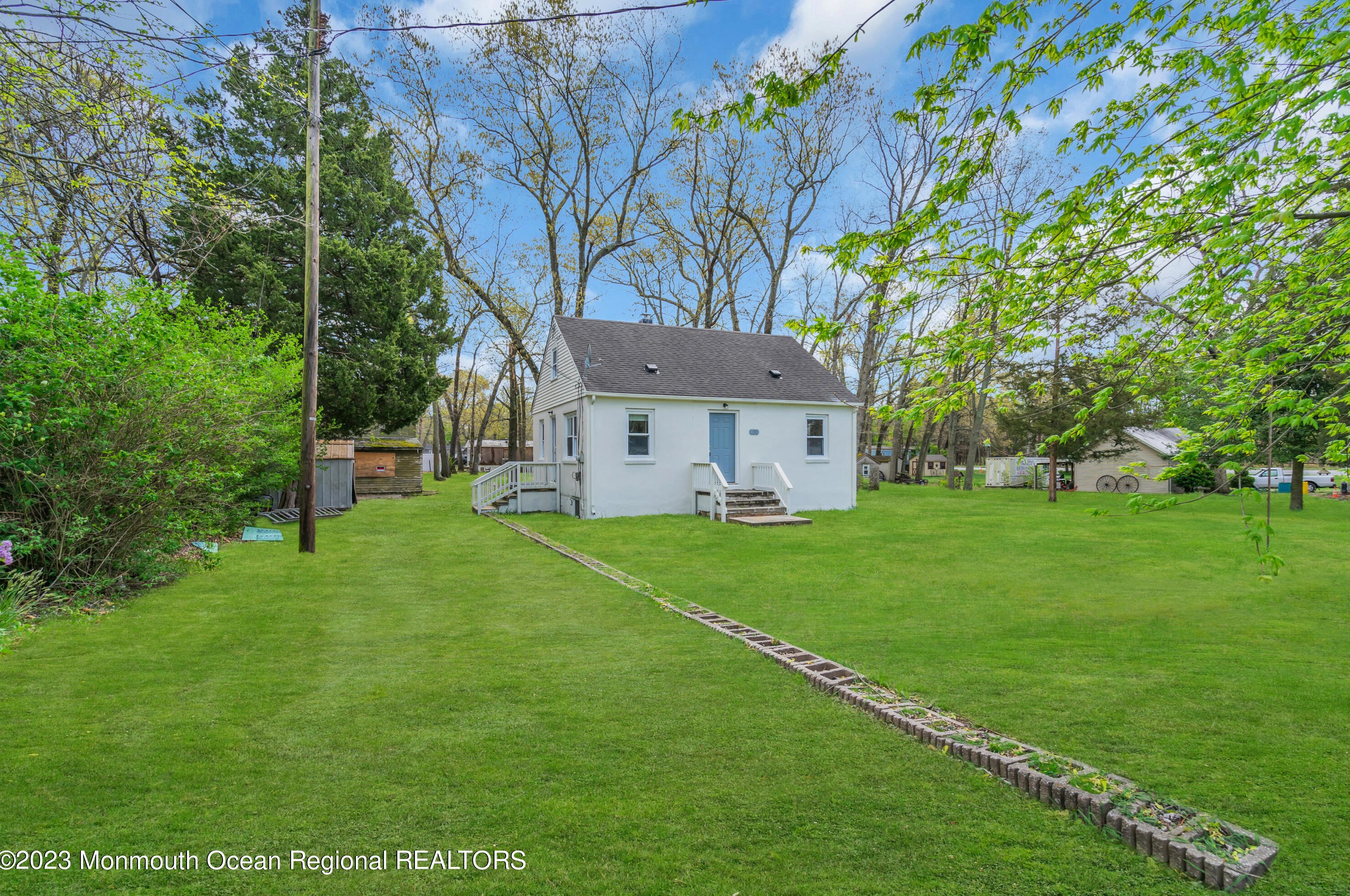 631 Maria St, Jackson Twp, NJ 08527