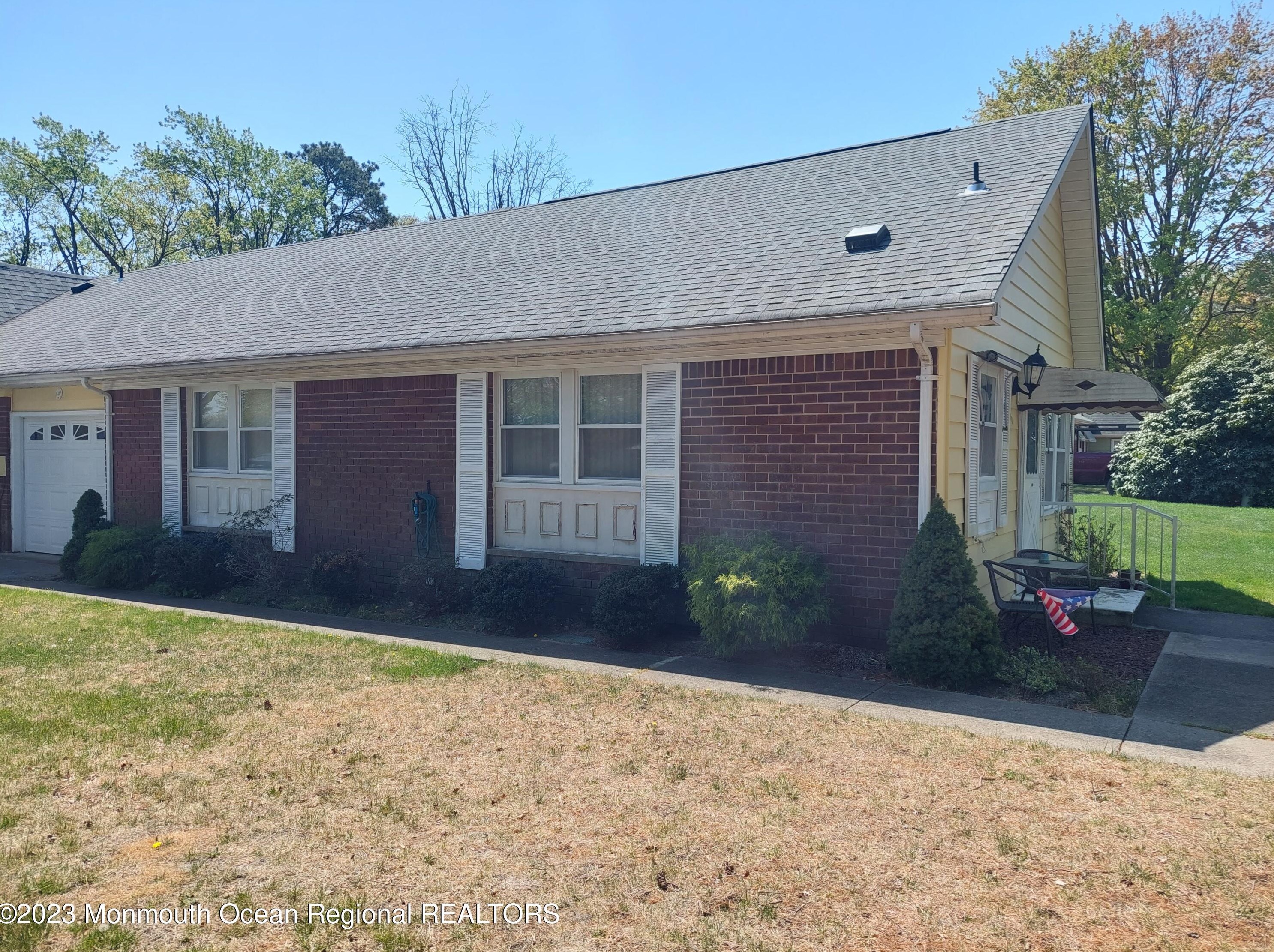 21 Lexington Dr #b, Lakehurst, NJ 08759