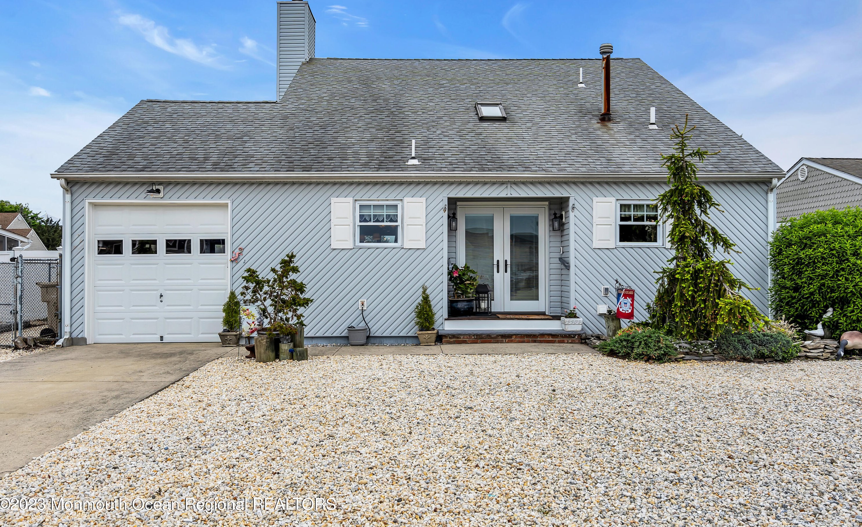 82 Wind Jammer Ct, Berkeley Township, NJ 08721