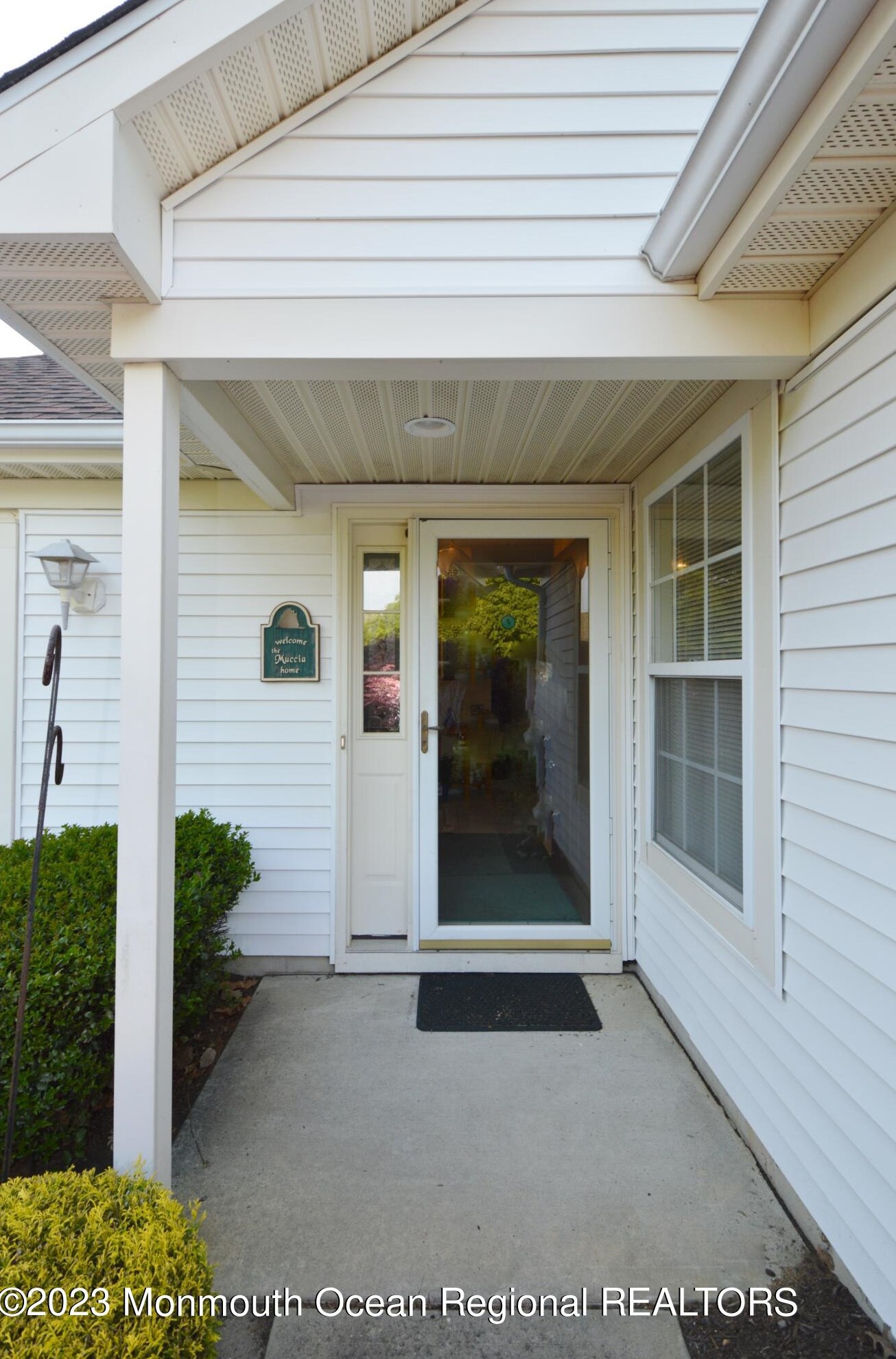 2994 Springwater Ct, Toms River, NJ 08755-2590