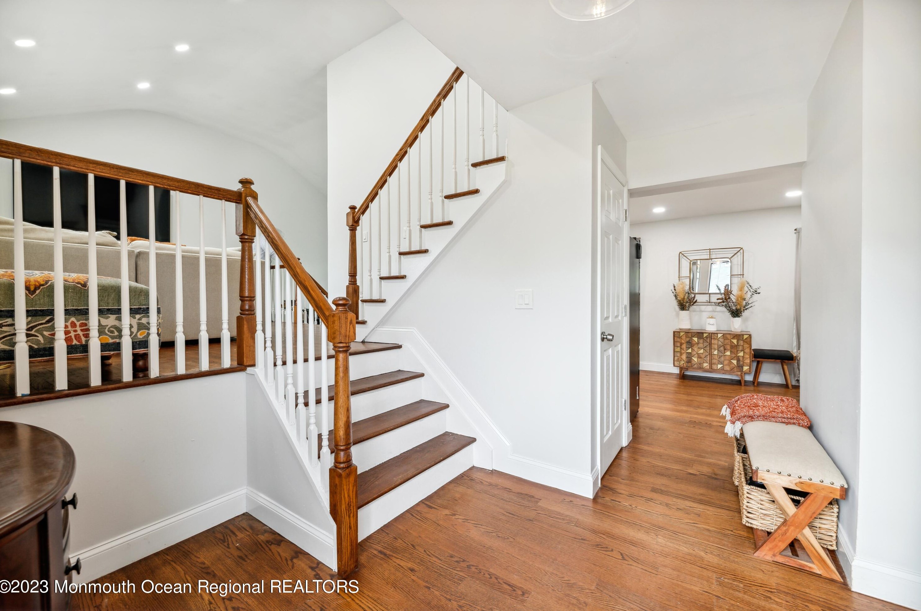 21 Galewood Dr, Hazlet, NJ 07730