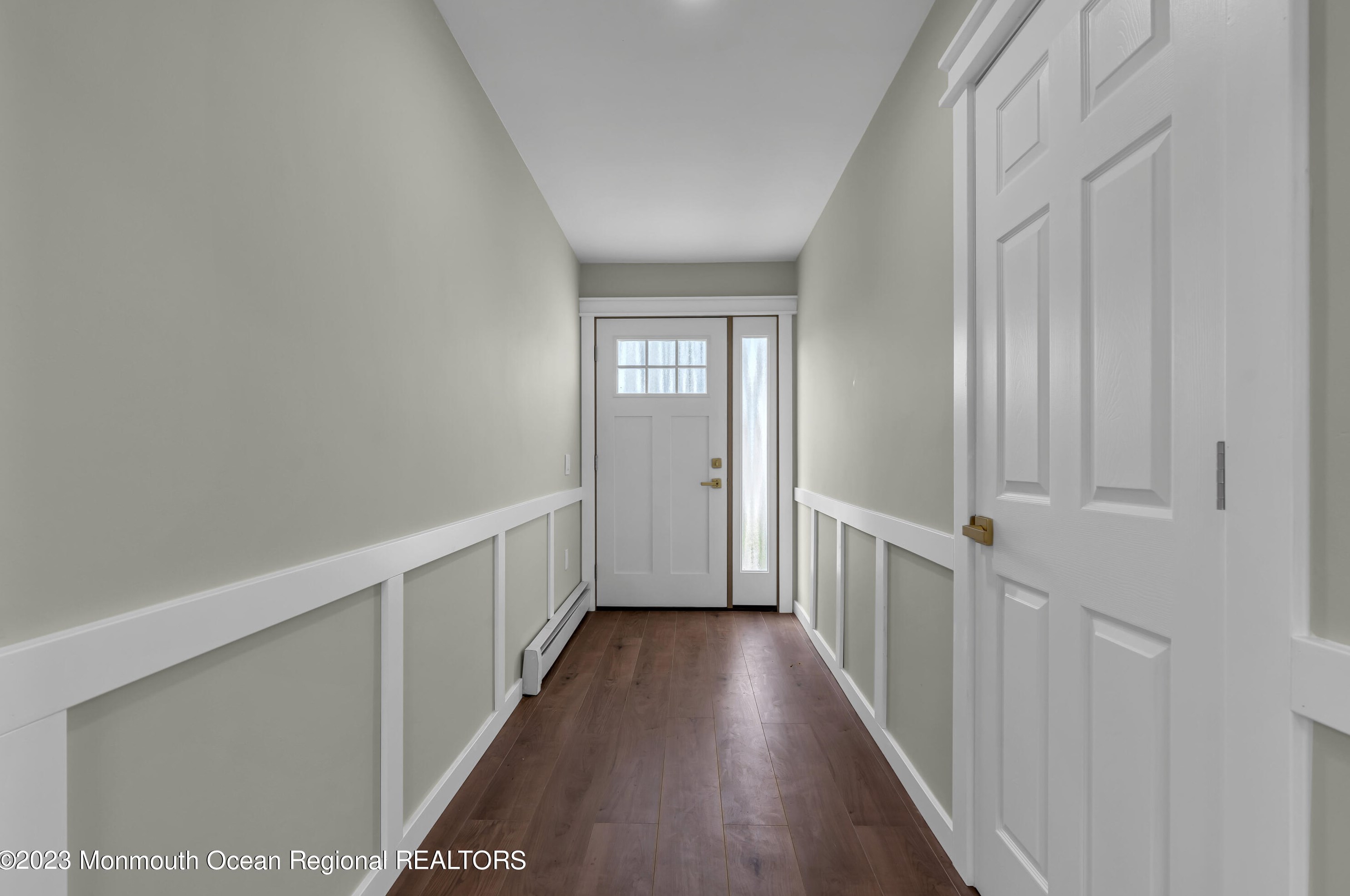 16 Wakan Ct, Toms River NJ  08757-6245 exterior