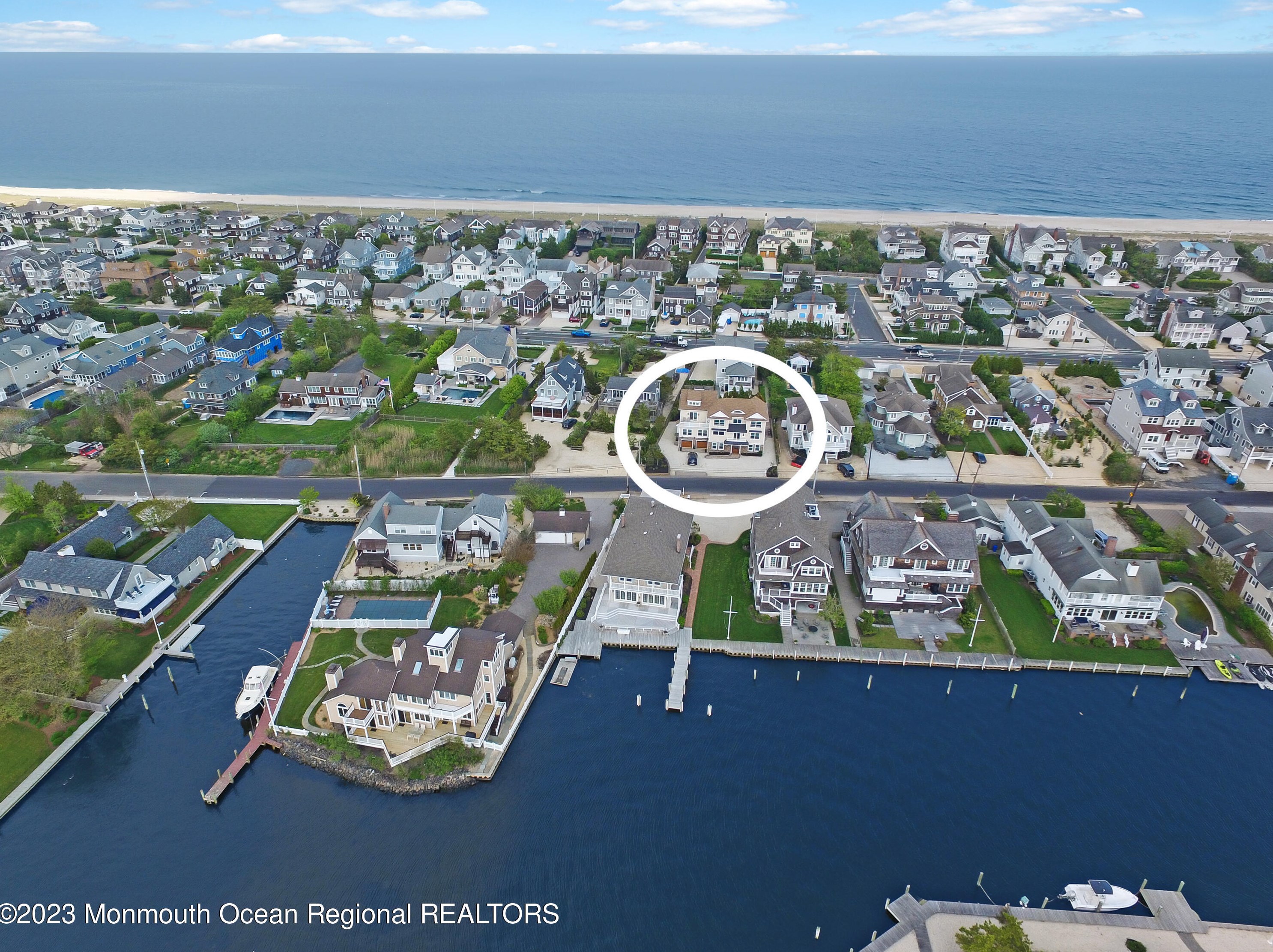 901 Barnegat Ln, Mantoloking, NJ 08738-1801
