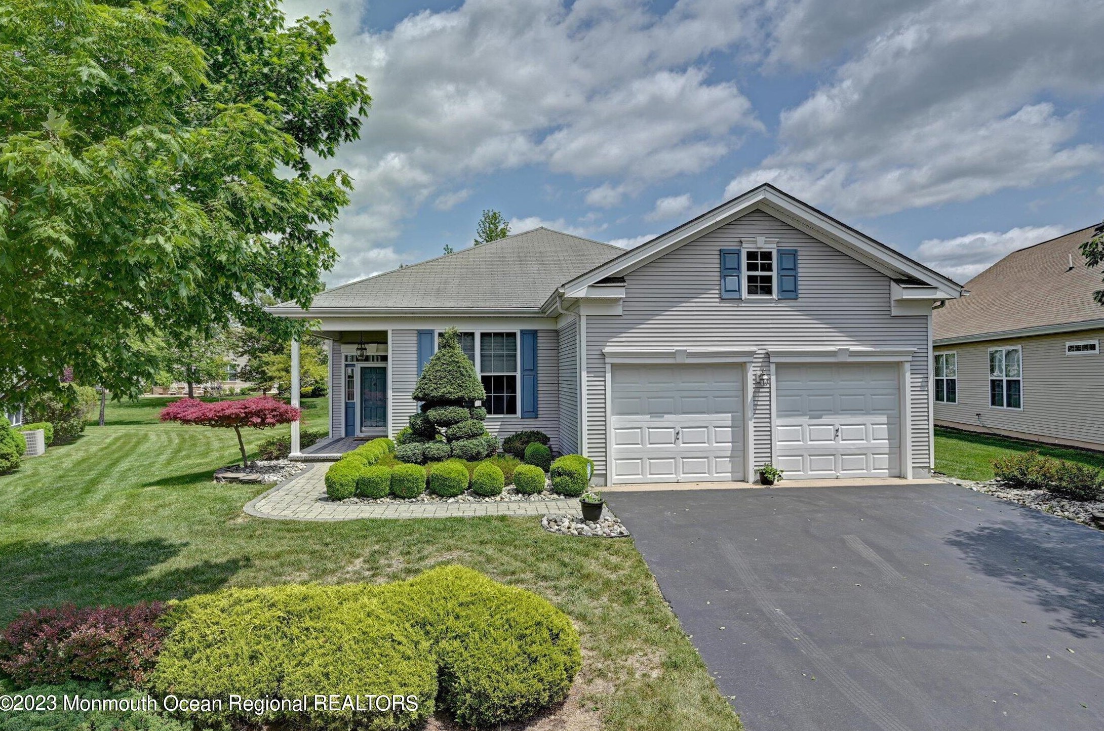 6 Spencer Dr, Jackson Twp, NJ 08527