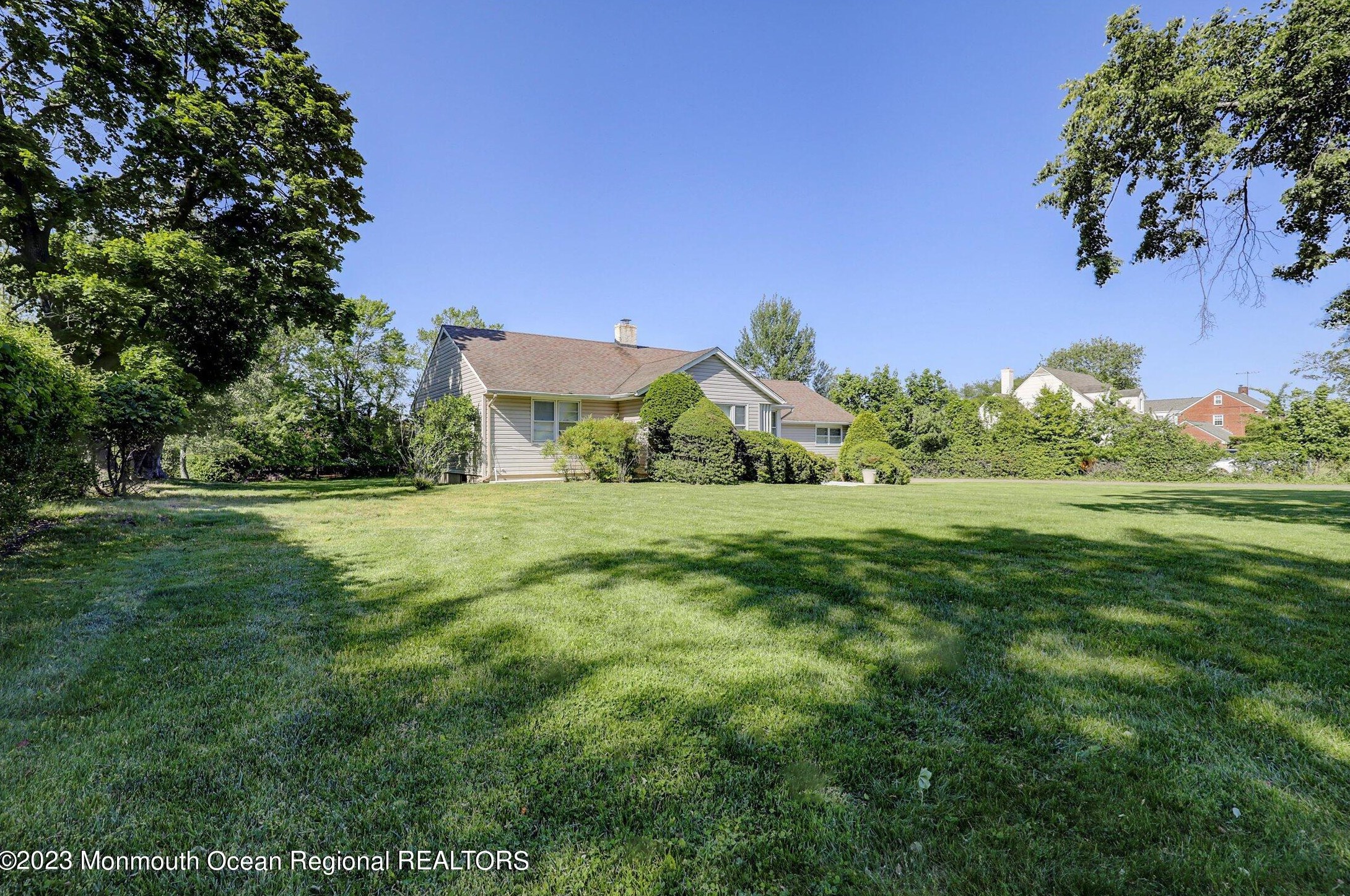 81 Parker Ave, Deal Park, NJ 07723