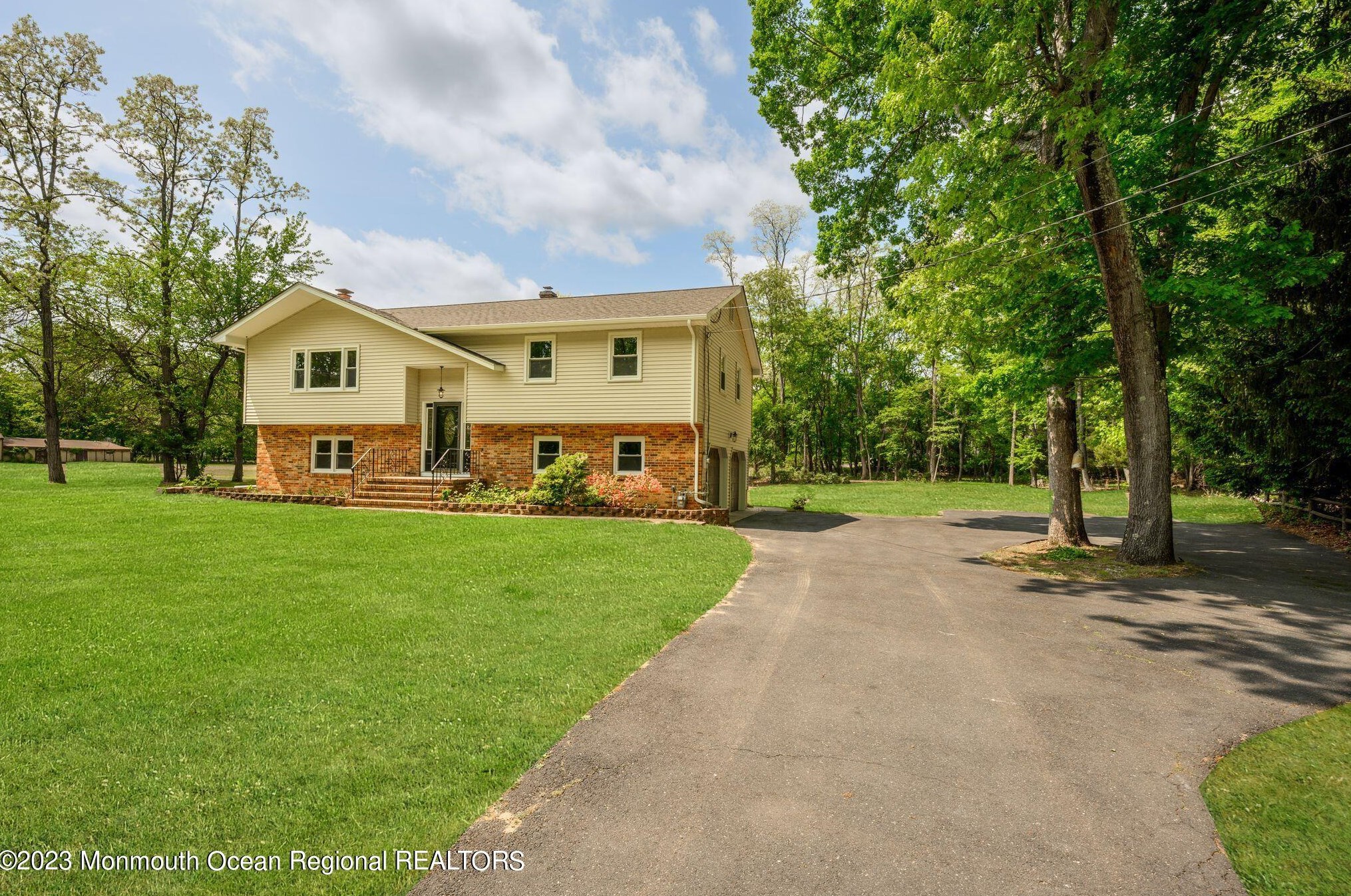 117 Lemon Rd, Wall Township, NJ 07727